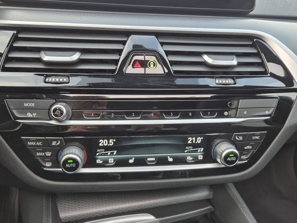 BMW 5 Serie thumbnail 54