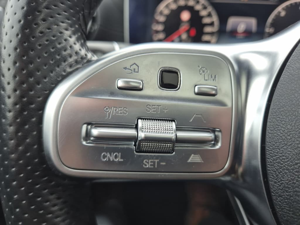 Mercedes-Benz CLS-Klasse thumbnail 37