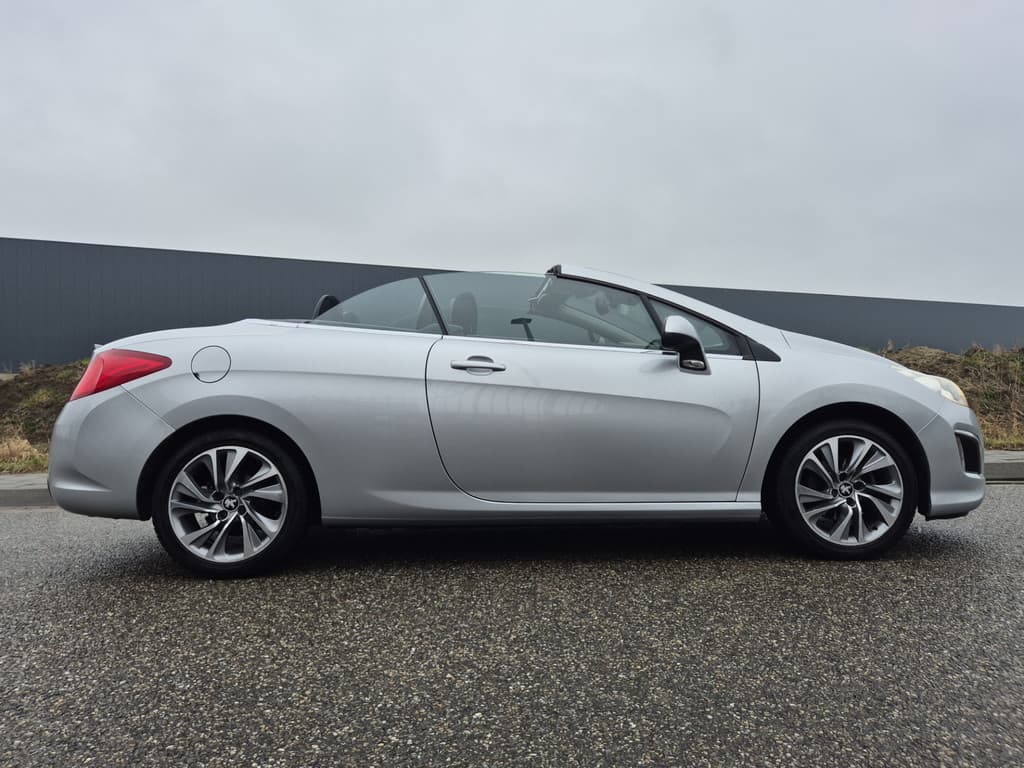 Peugeot 308 thumbnail 2