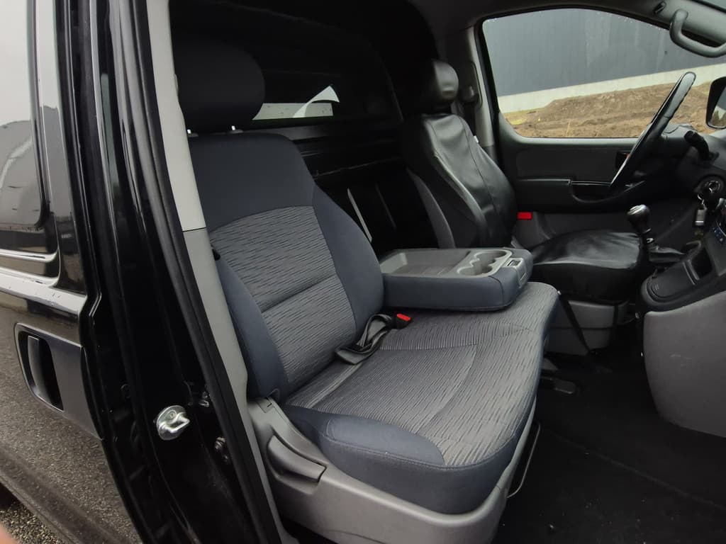 Hyundai H300 thumbnail 17