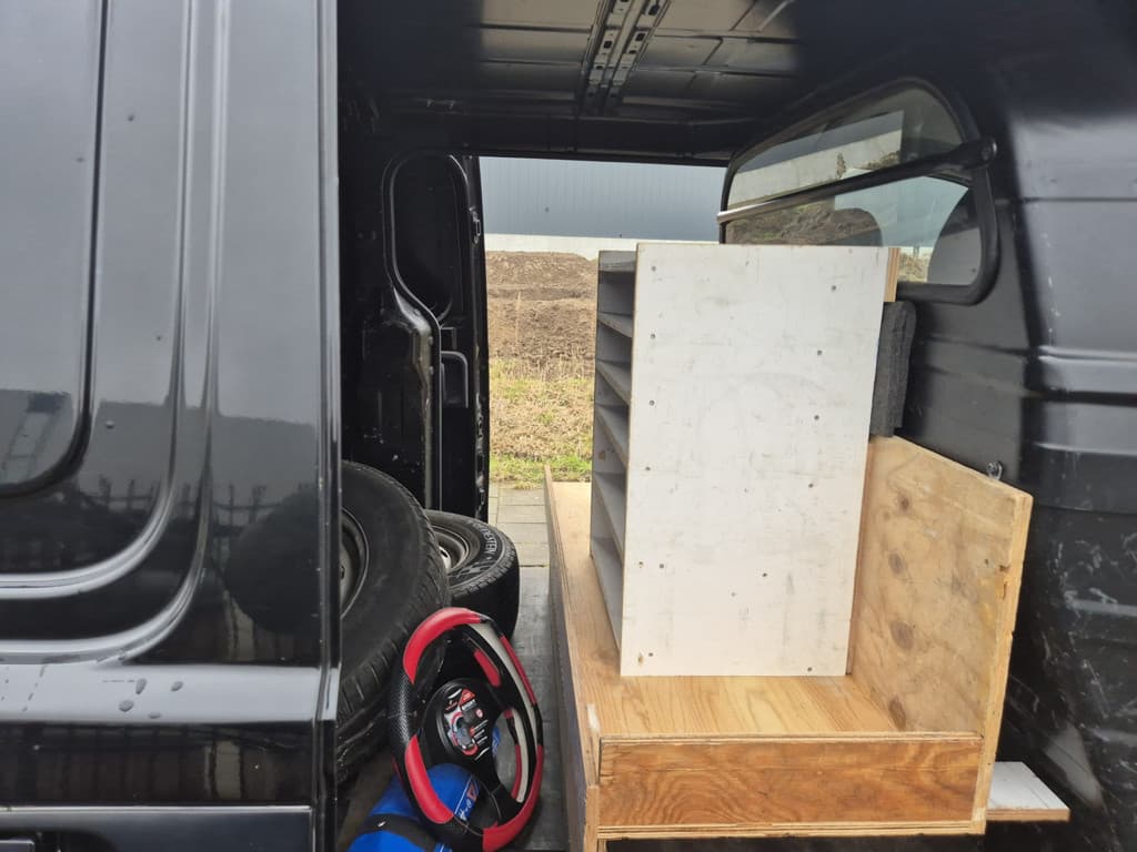 Hyundai H300 thumbnail 29