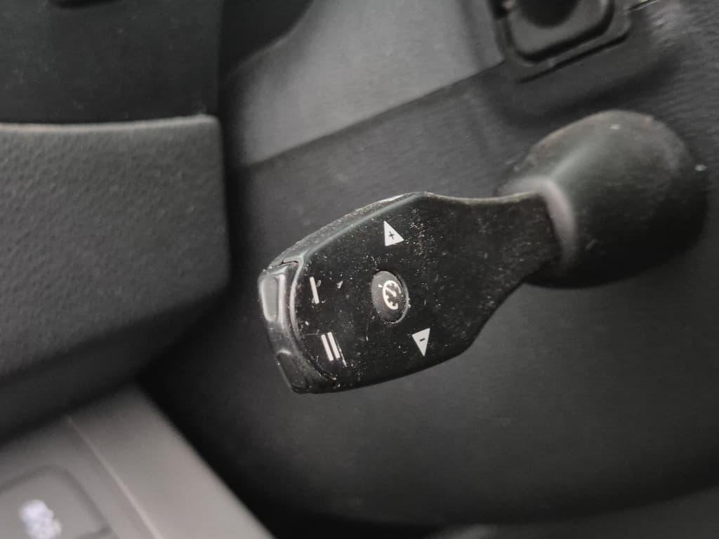 Hyundai H300 thumbnail 32