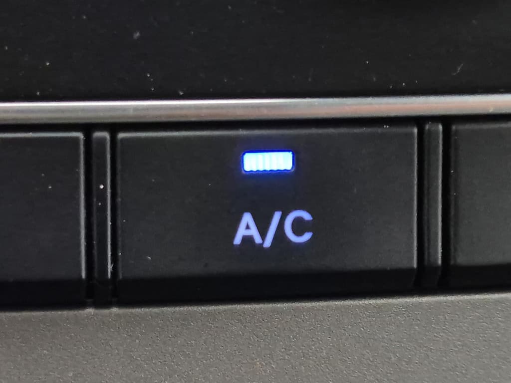 Hyundai H300 thumbnail 35