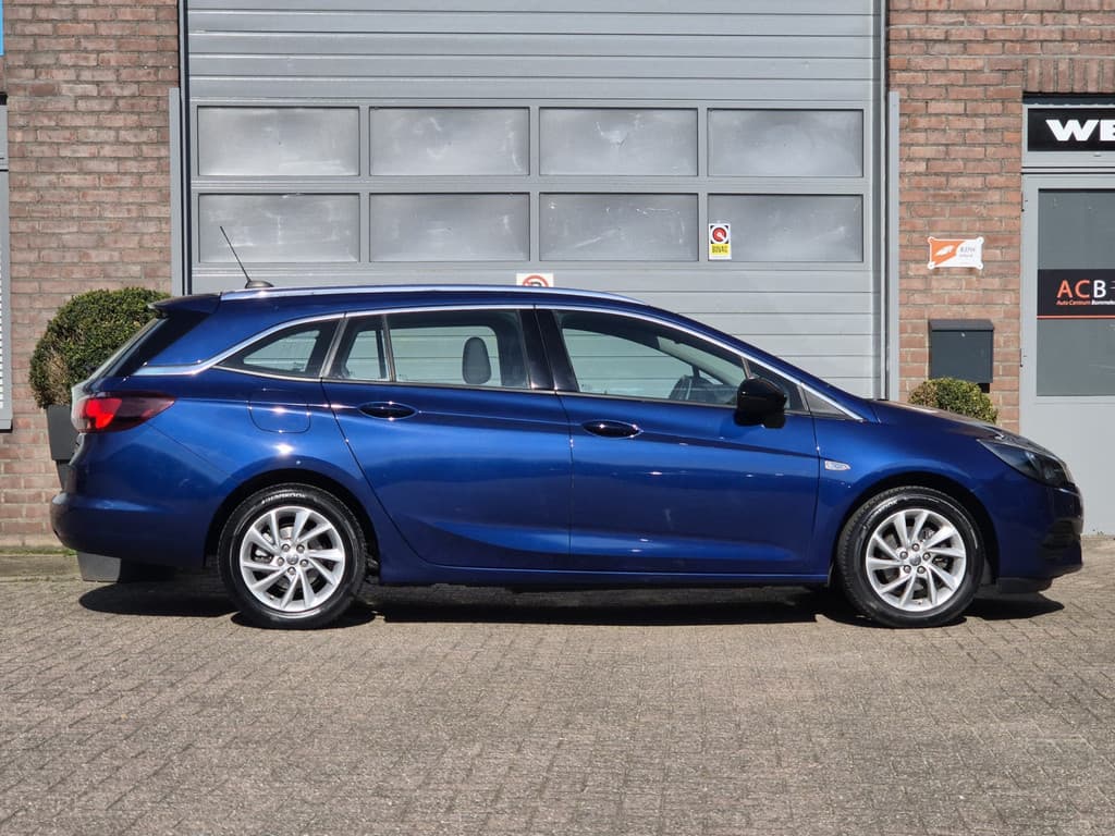 Opel Astra thumbnail 2