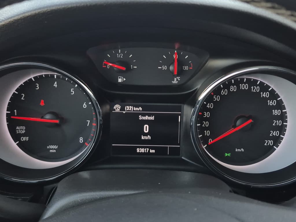 Opel Astra thumbnail 44