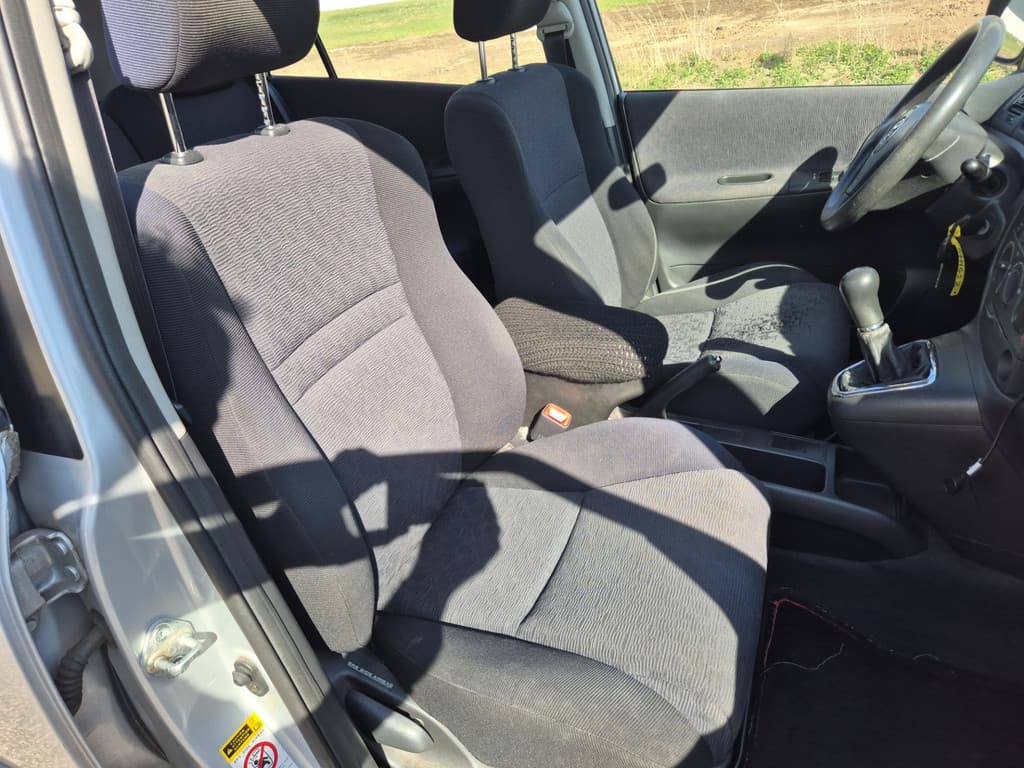 Toyota Corolla Verso thumbnail 10