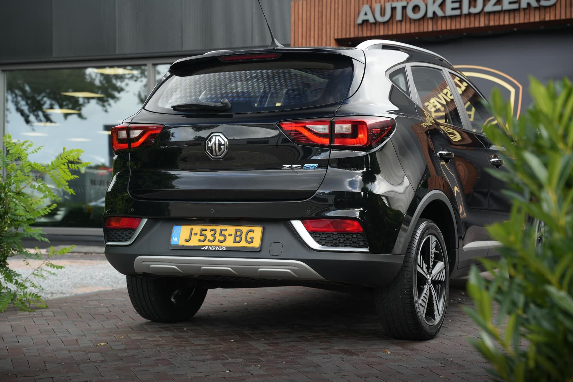 MG Mg Zs EV Luxury 45 kWh EV Luxury 45 kWh thumbnail 6