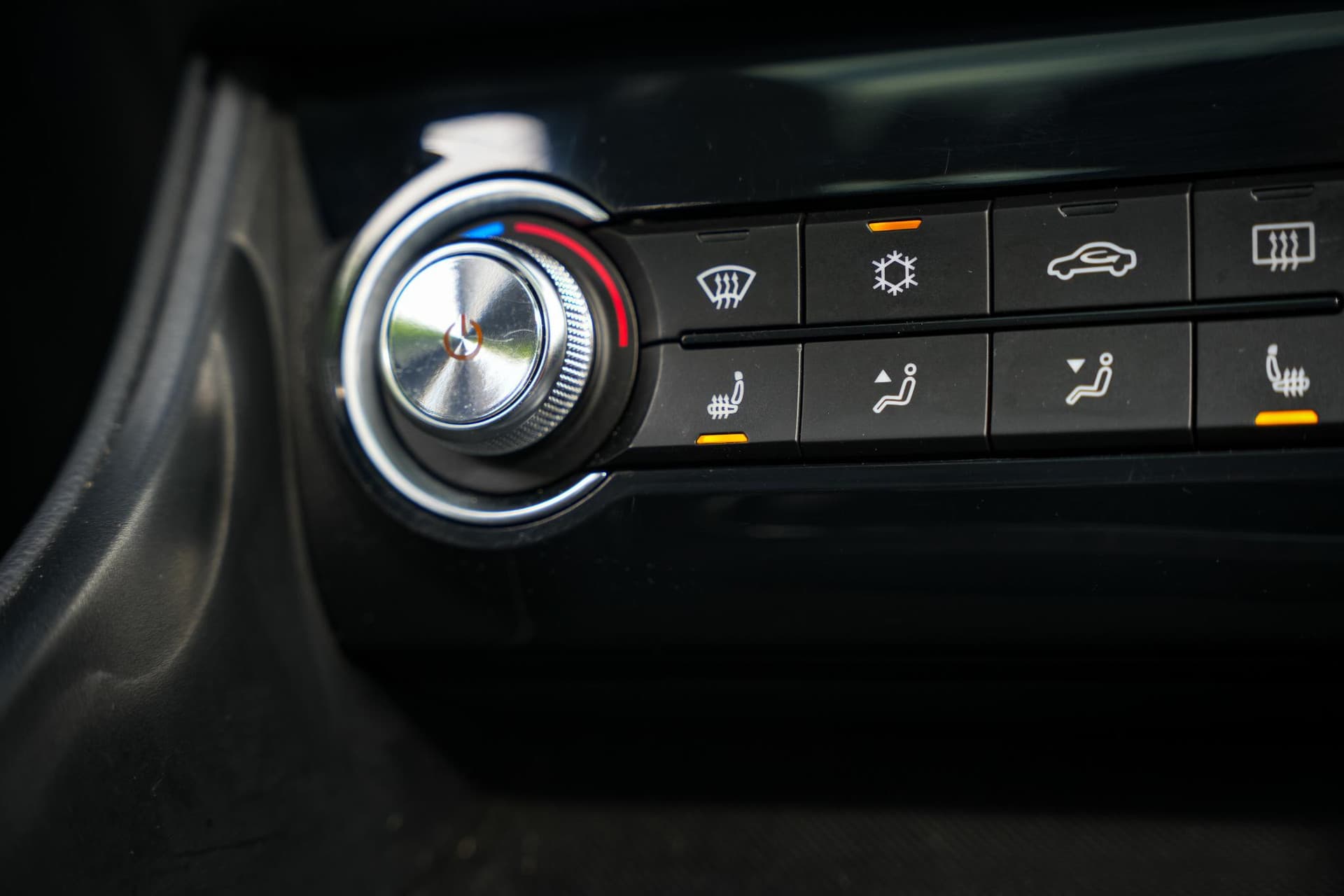 MG Mg Zs EV Luxury 45 kWh EV Luxury 45 kWh thumbnail 9