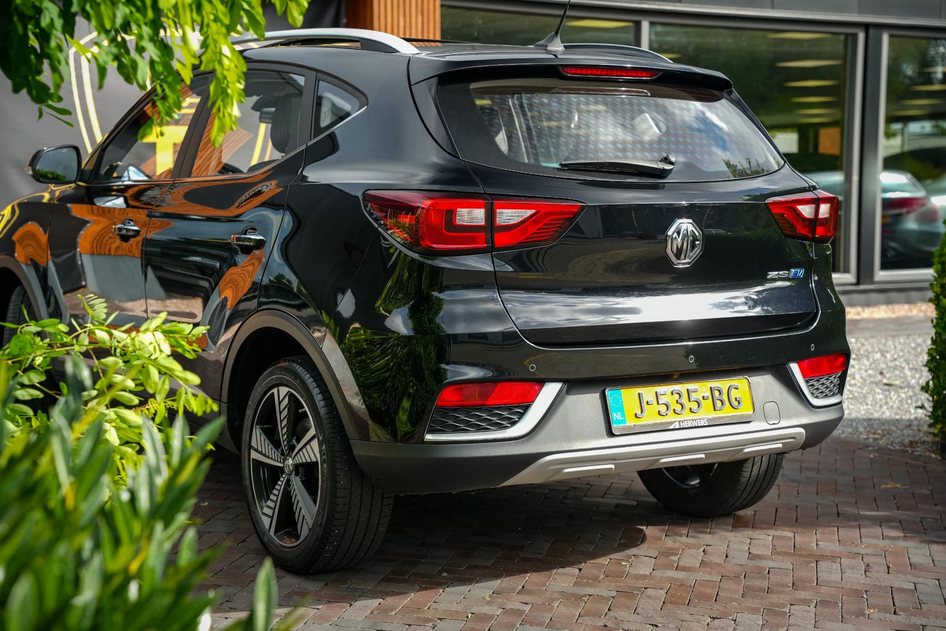 MG Mg Zs EV Luxury 45 kWh EV Luxury 45 kWh thumbnail 16