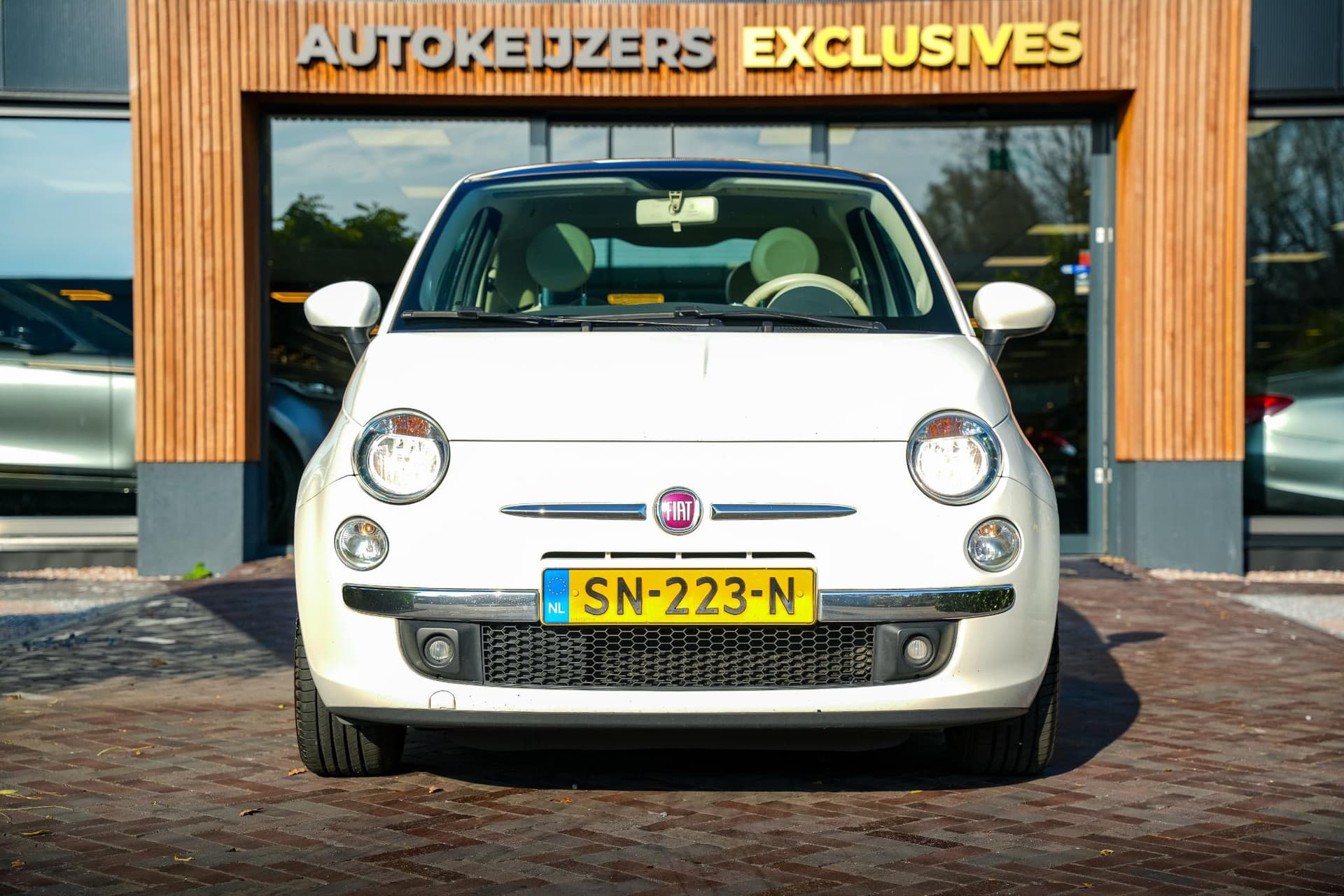 Fiat 500 1.2 Lounge 1.2 Lounge thumbnail 3