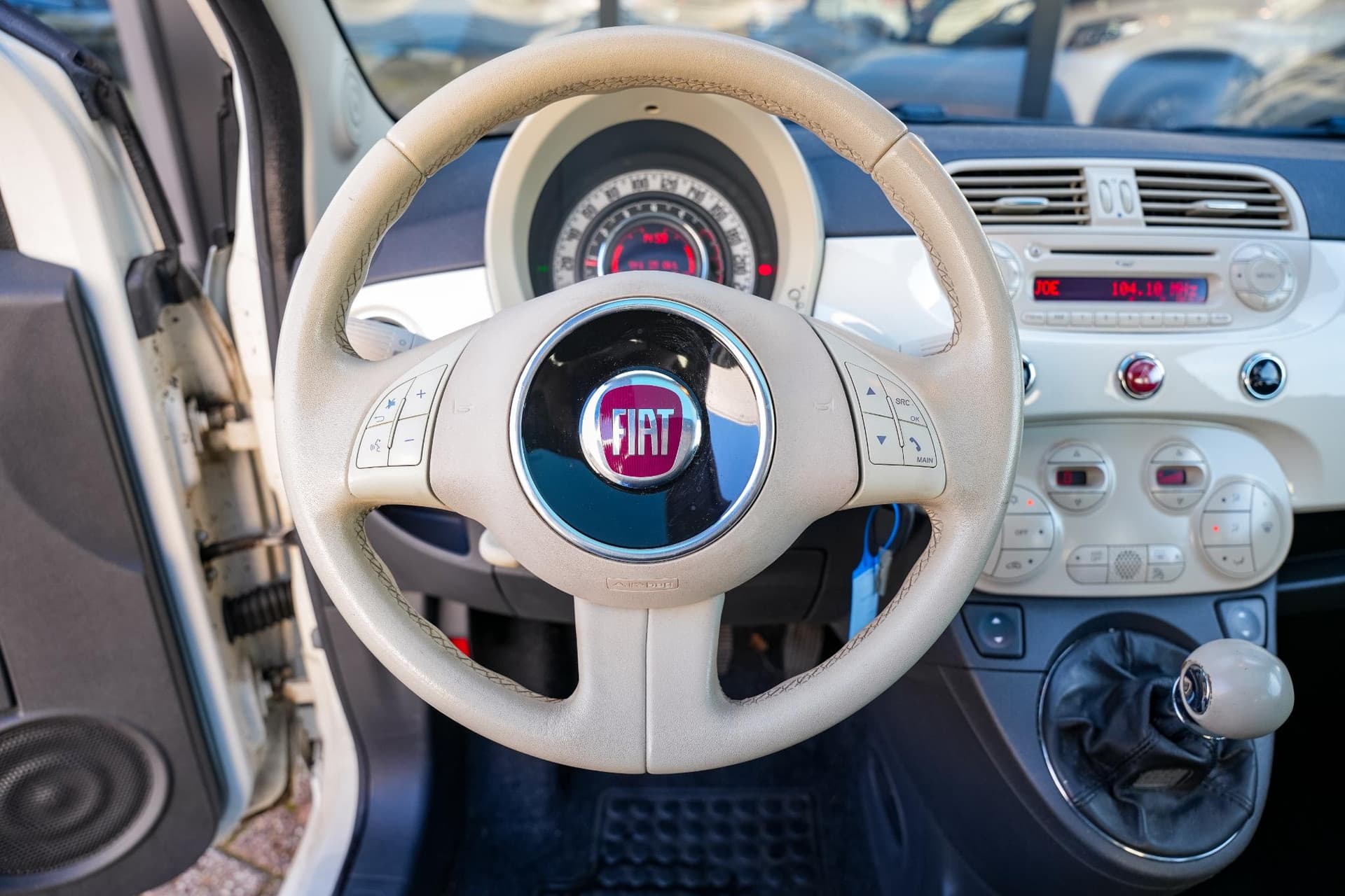 Fiat 500 1.2 Lounge 1.2 Lounge thumbnail 6