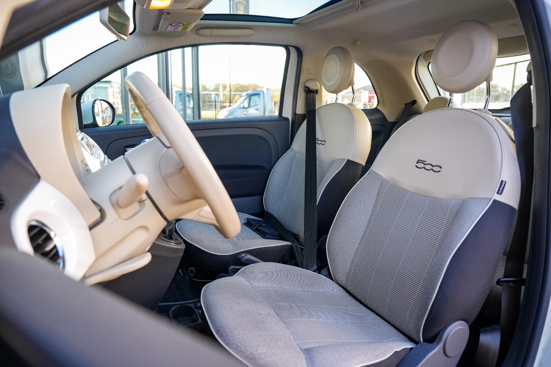 Fiat 500 1.2 Lounge 1.2 Lounge thumbnail 8