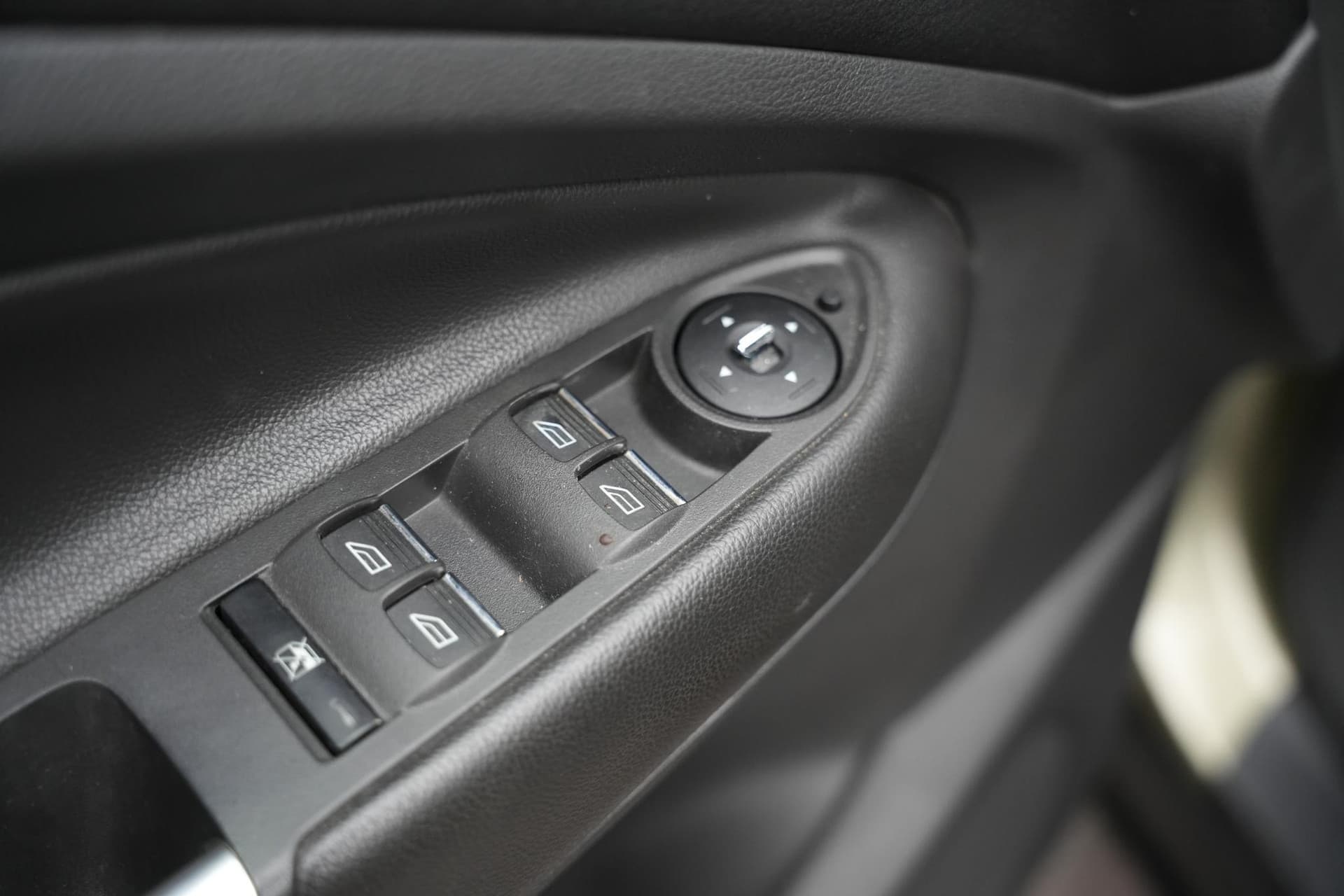 Ford Kuga Ford Kuga Ford Kuga thumbnail 14