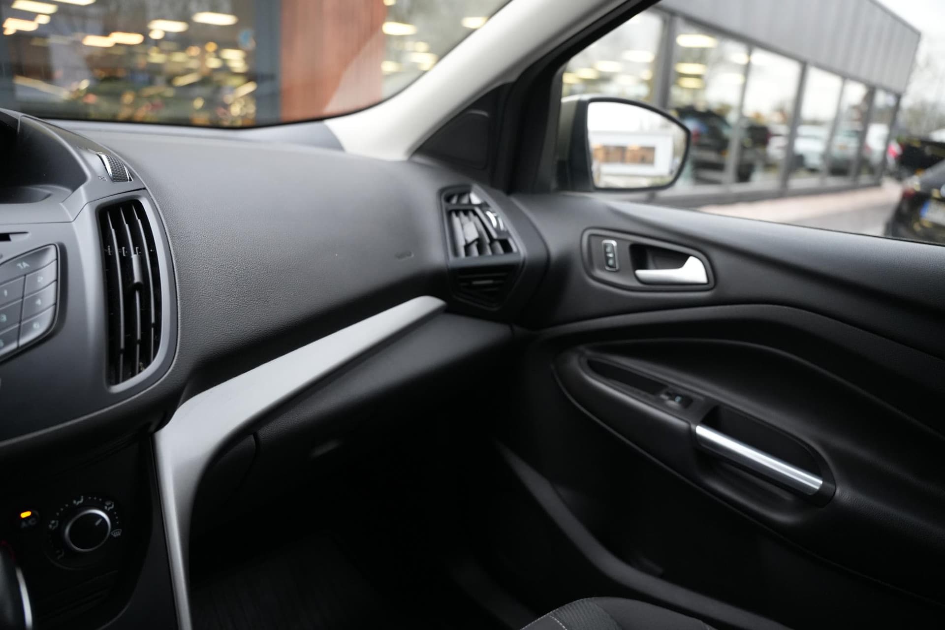 Ford Kuga Ford Kuga Ford Kuga thumbnail 27