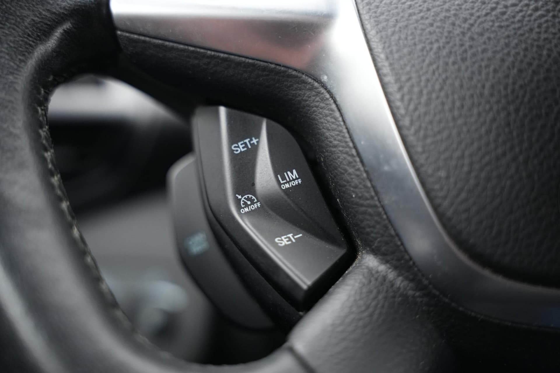 Ford Kuga Ford Kuga Ford Kuga thumbnail 28