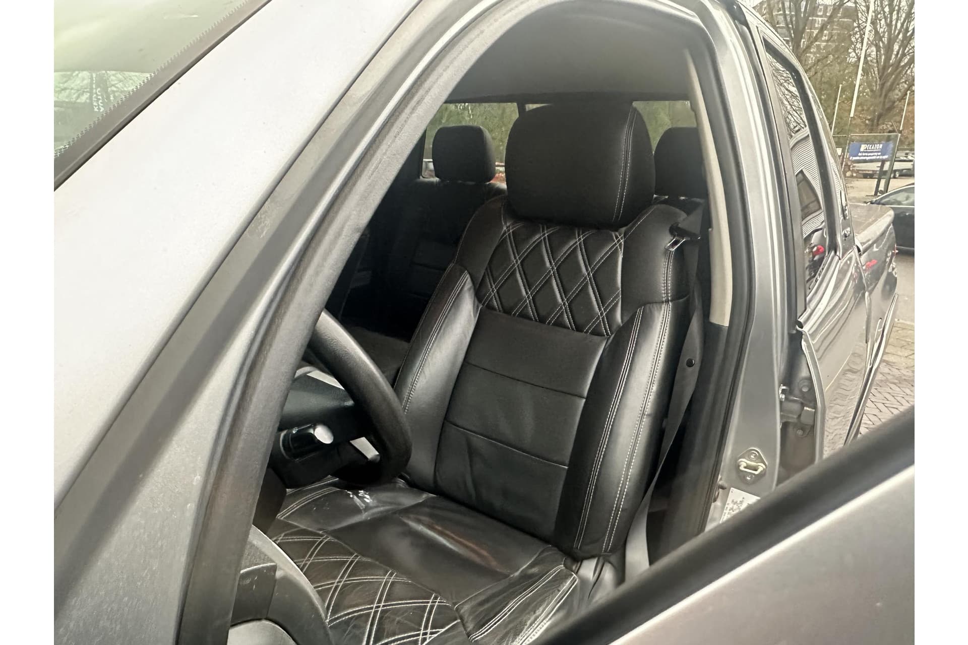 Toyota Tundra 5.7 V8 Double Cab 5.7 V8 Double Cab thumbnail 11