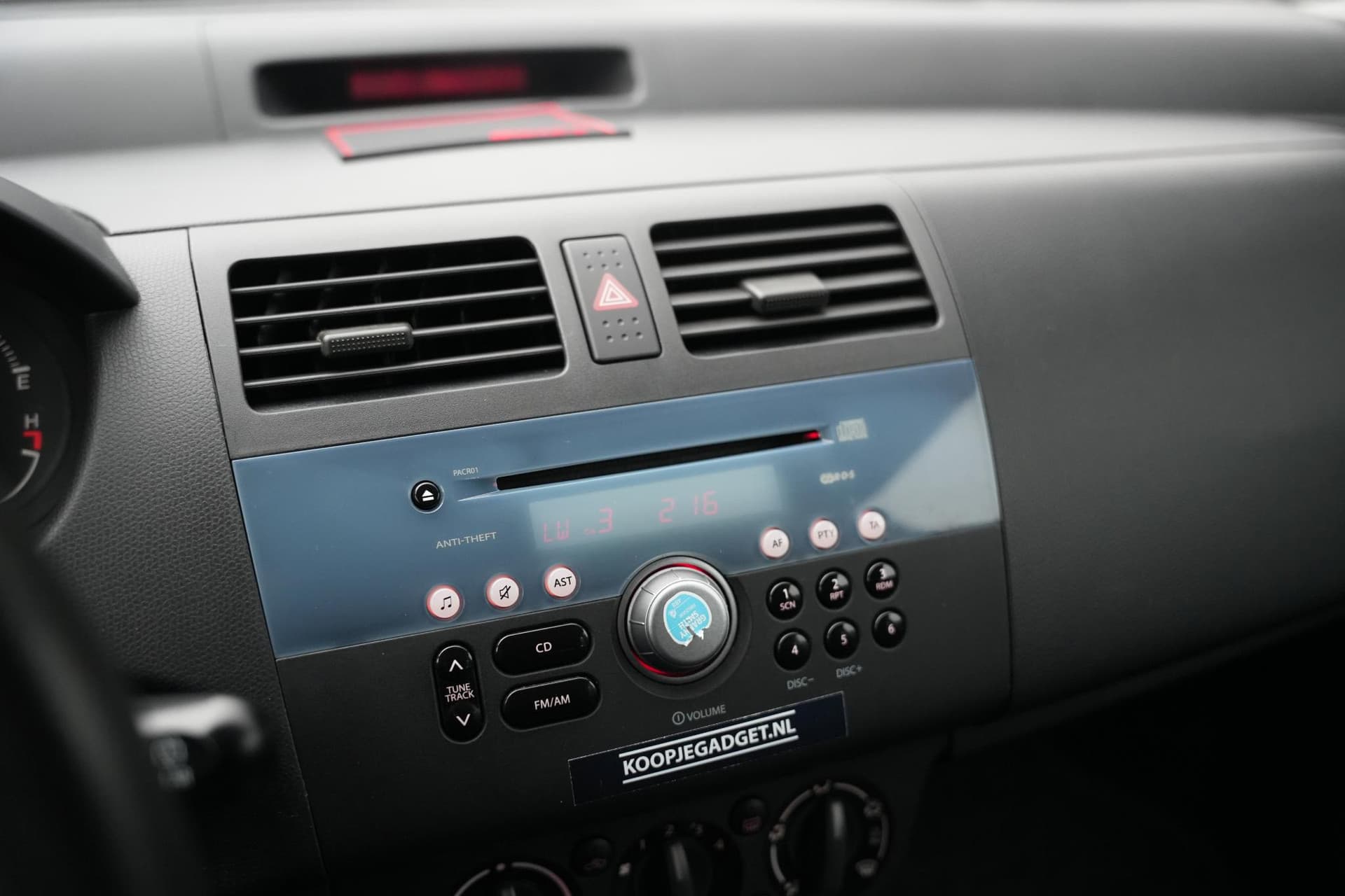 Suzuki Swift 1.3 GLS 1.3 GLS thumbnail 18