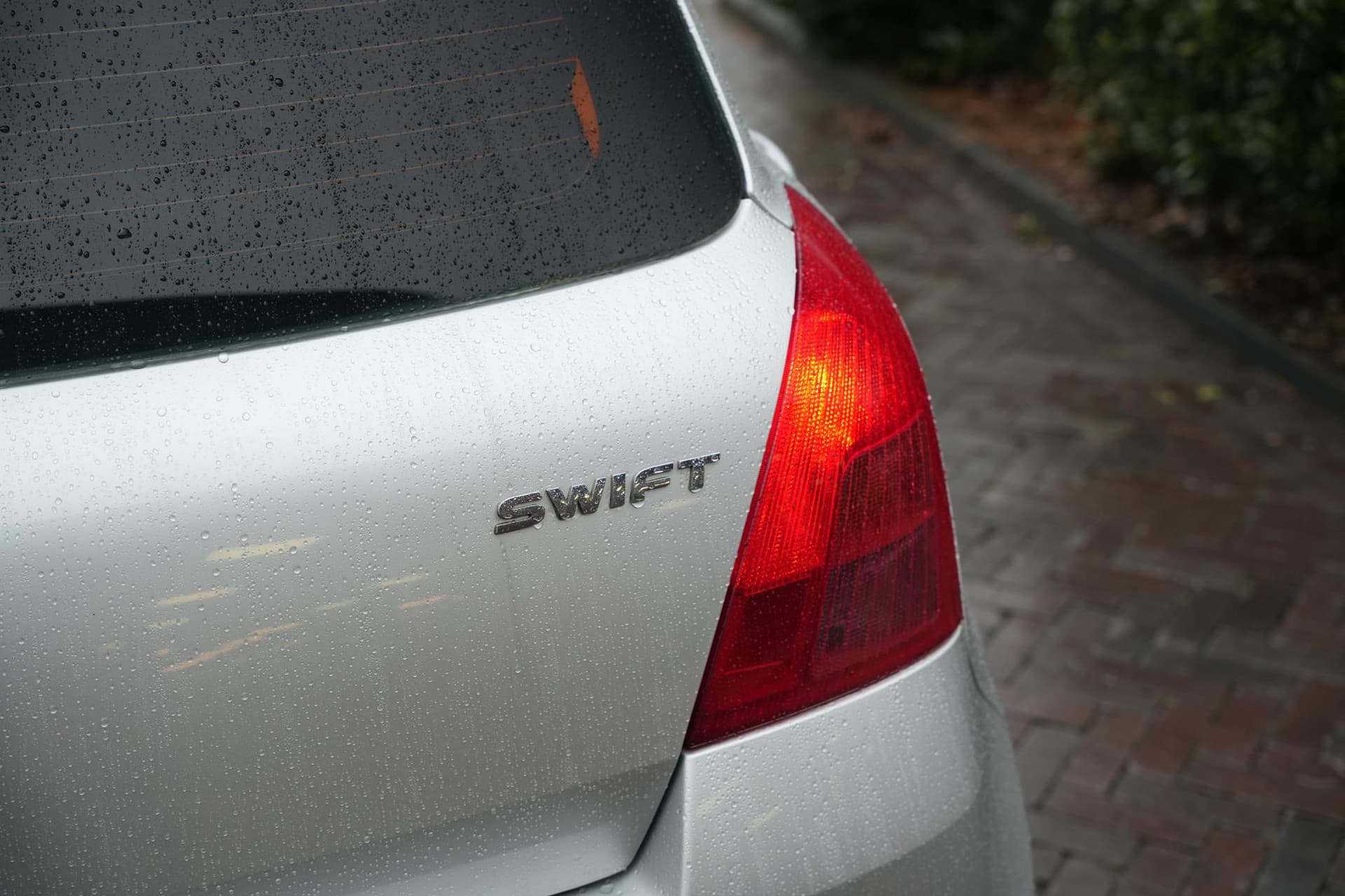 Suzuki Swift 1.3 GLS 1.3 GLS thumbnail 7