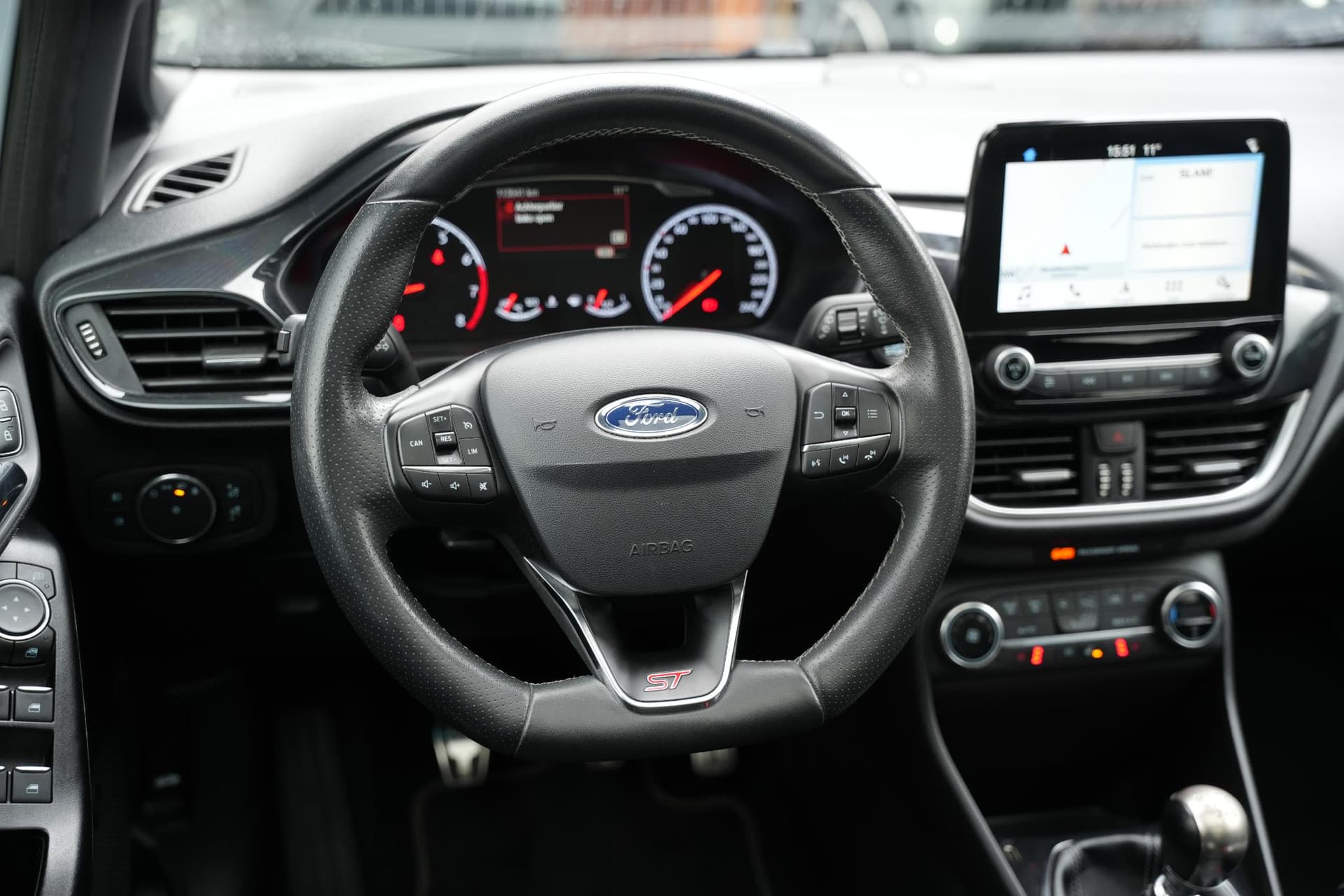 Ford Fiesta 1.5 EcoBoost ST-3 1.5 EcoBoost ST-3 thumbnail 15