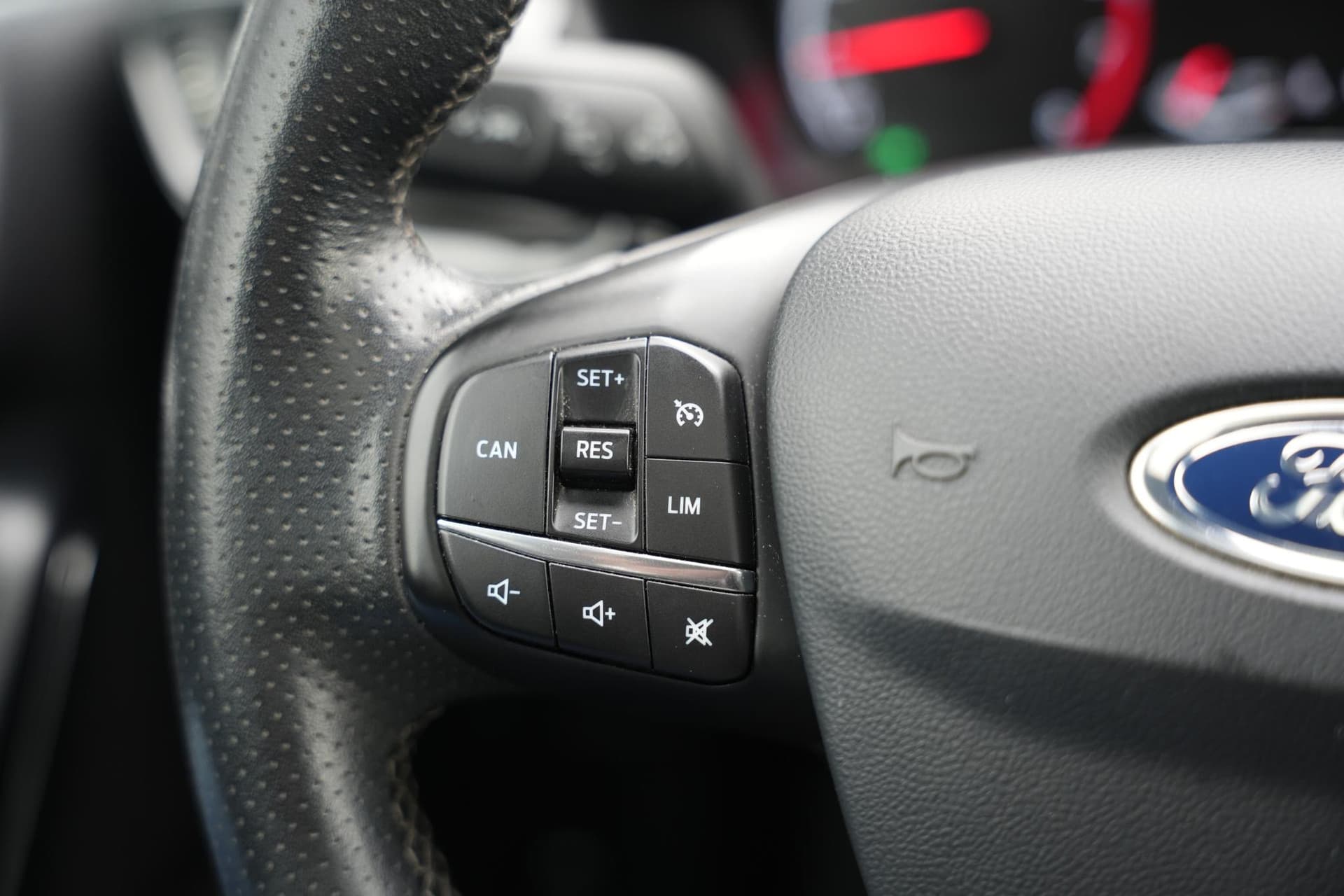 Ford Fiesta 1.5 EcoBoost ST-3 1.5 EcoBoost ST-3 thumbnail 17