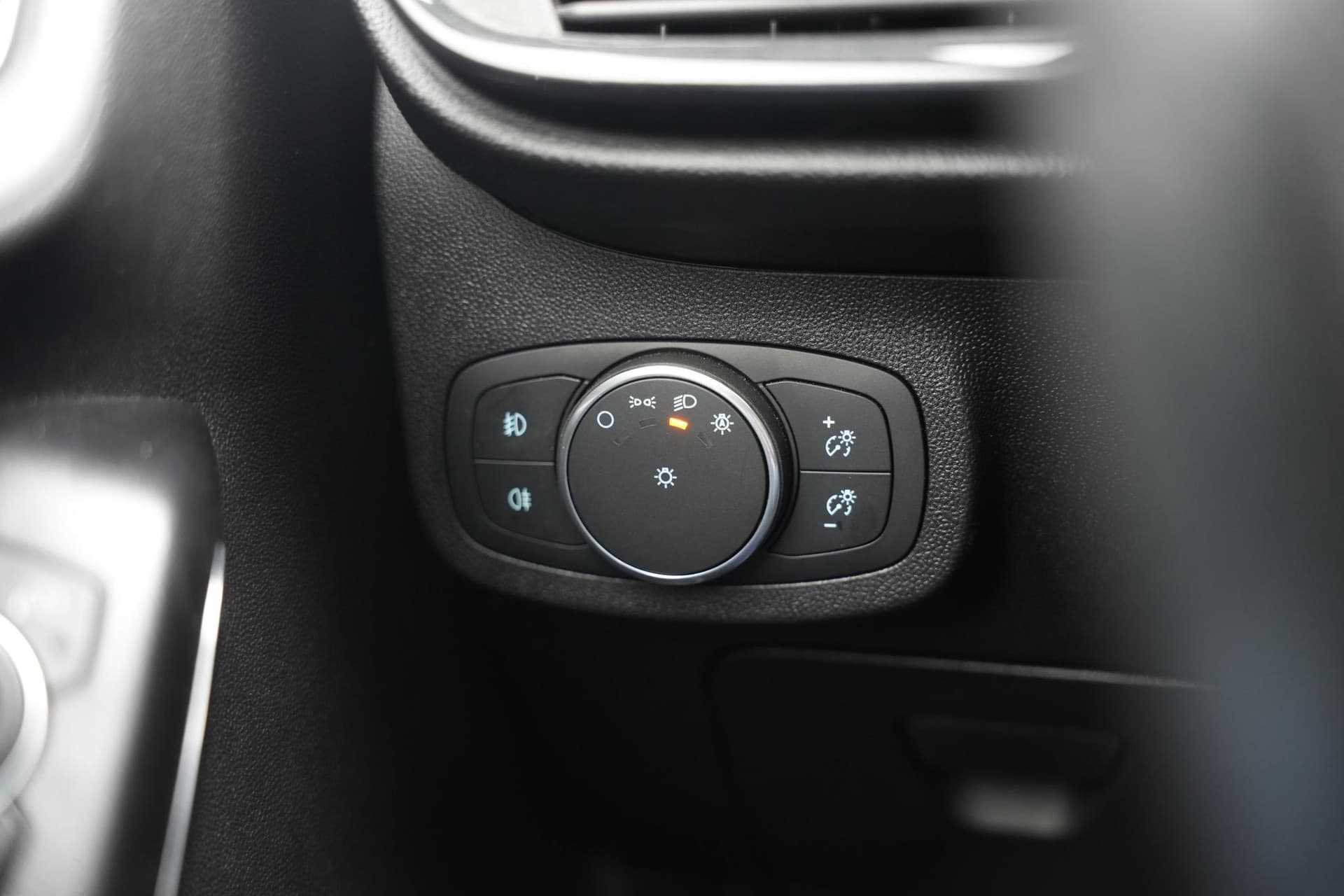 Ford Fiesta 1.5 EcoBoost ST-3 1.5 EcoBoost ST-3 thumbnail 19