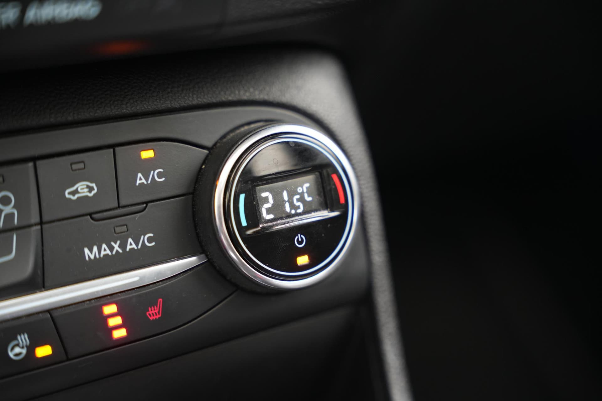 Ford Fiesta 1.5 EcoBoost ST-3 1.5 EcoBoost ST-3 thumbnail 24