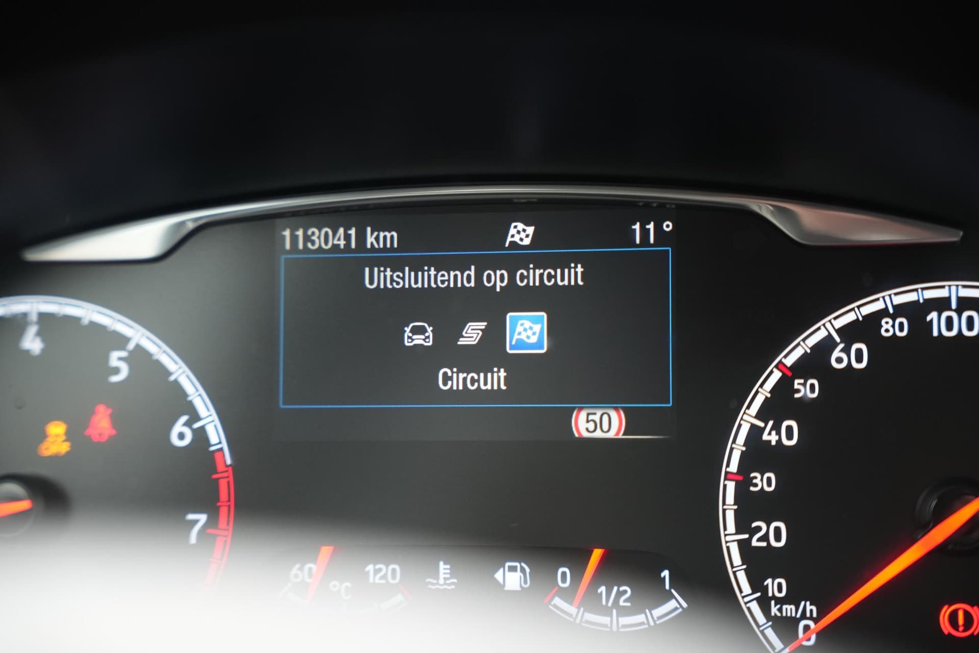 Ford Fiesta 1.5 EcoBoost ST-3 1.5 EcoBoost ST-3 thumbnail 27