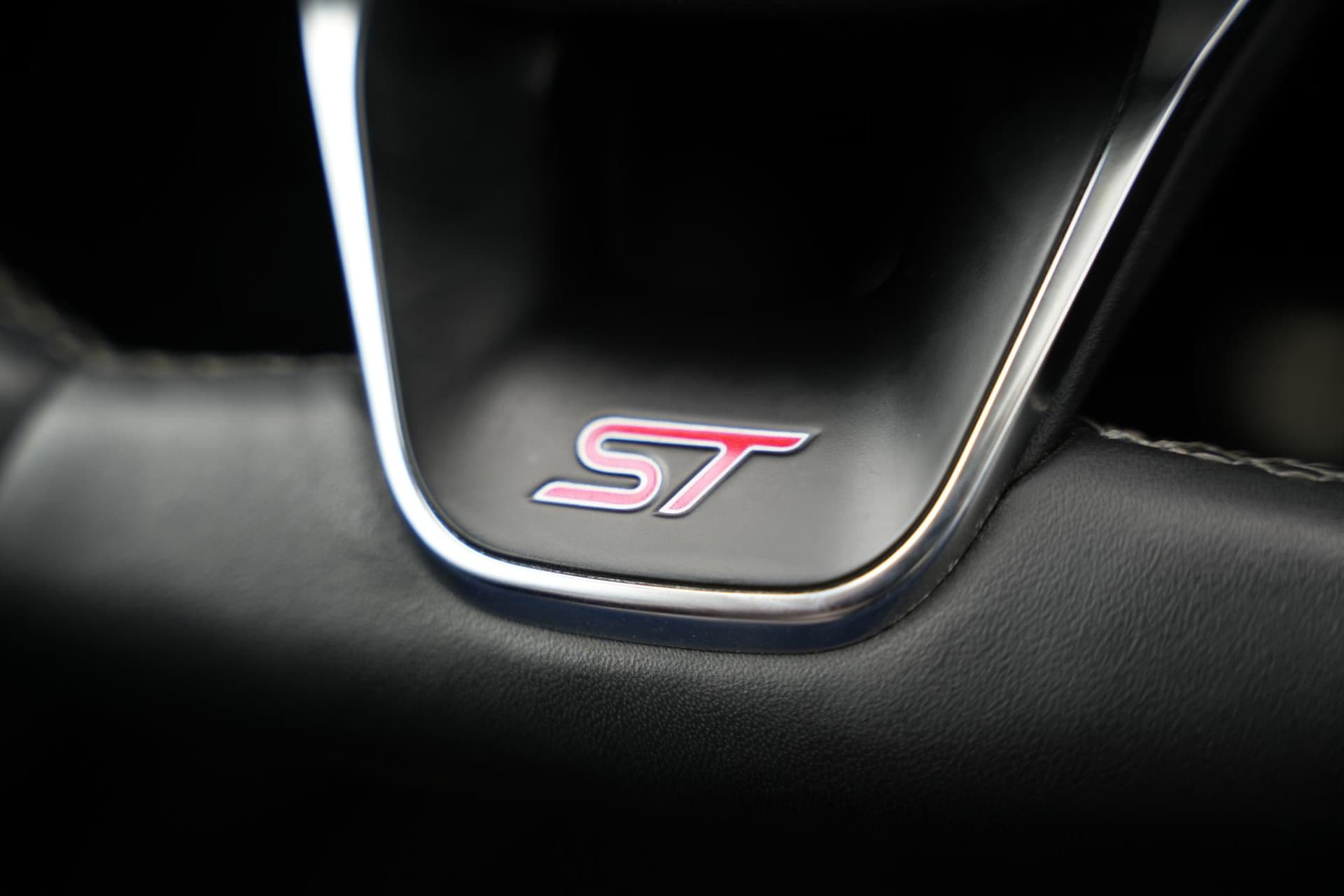 Ford Fiesta 1.5 EcoBoost ST-3 1.5 EcoBoost ST-3 thumbnail 30