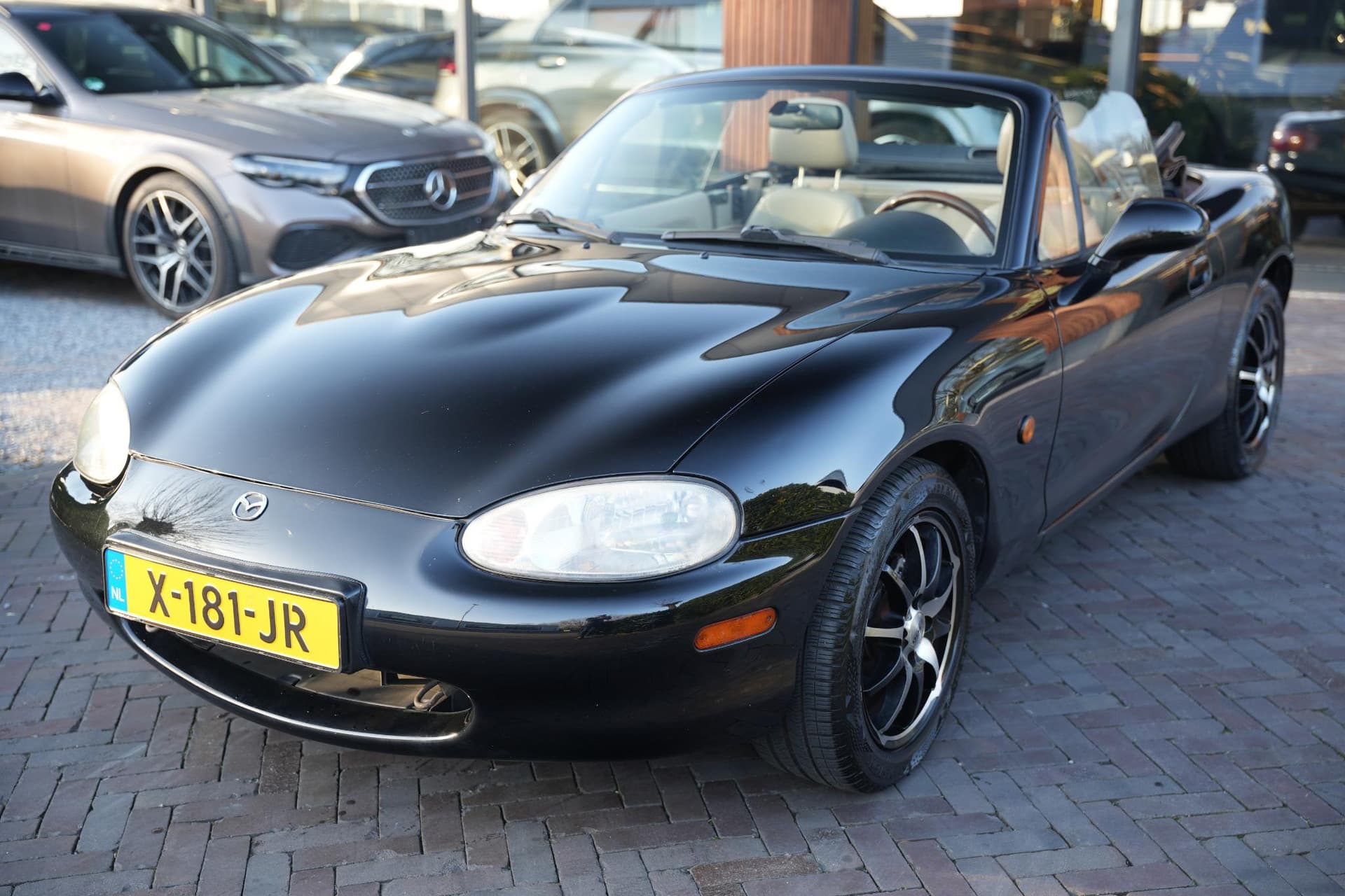 Mazda MX-5 1.6i 1.6i thumbnail 11