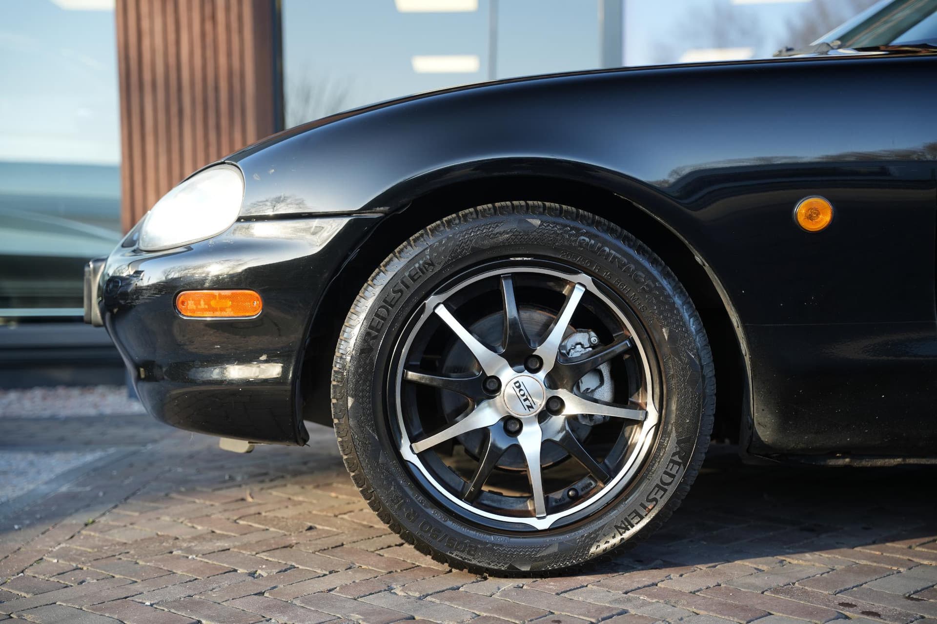 Mazda MX-5 1.6i 1.6i thumbnail 12