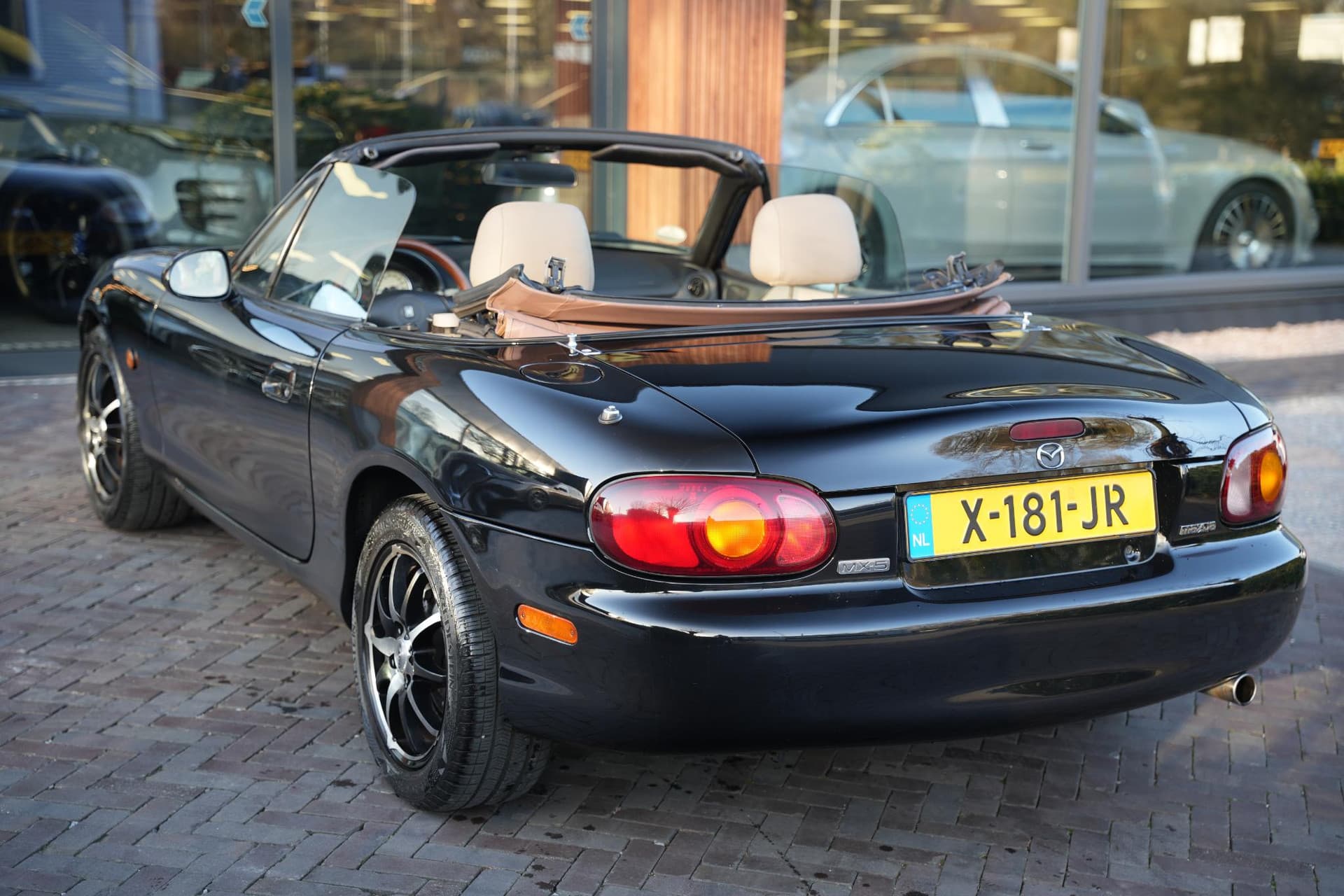 Mazda MX-5 1.6i 1.6i thumbnail 13