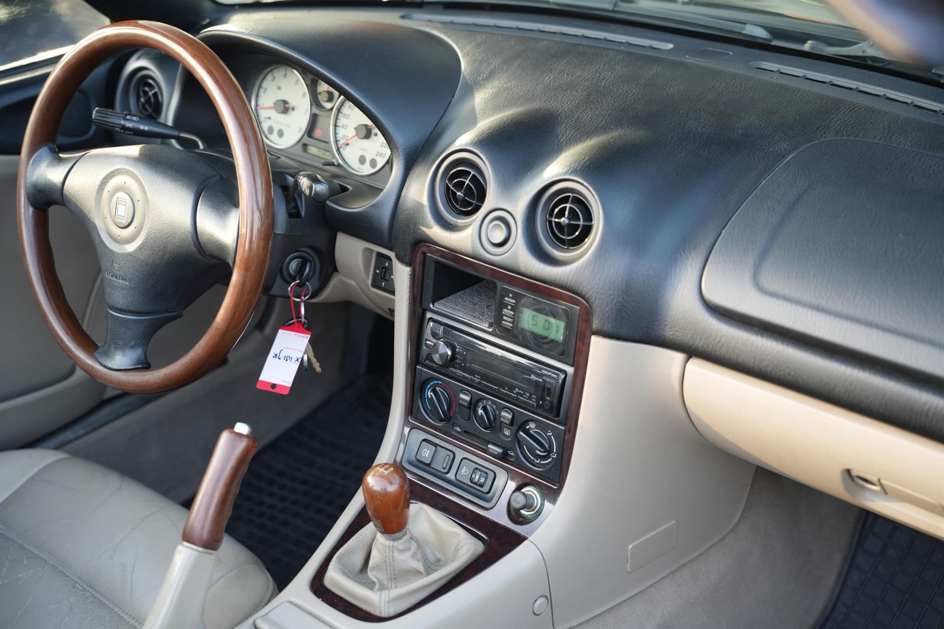 Mazda MX-5 1.6i 1.6i thumbnail 19