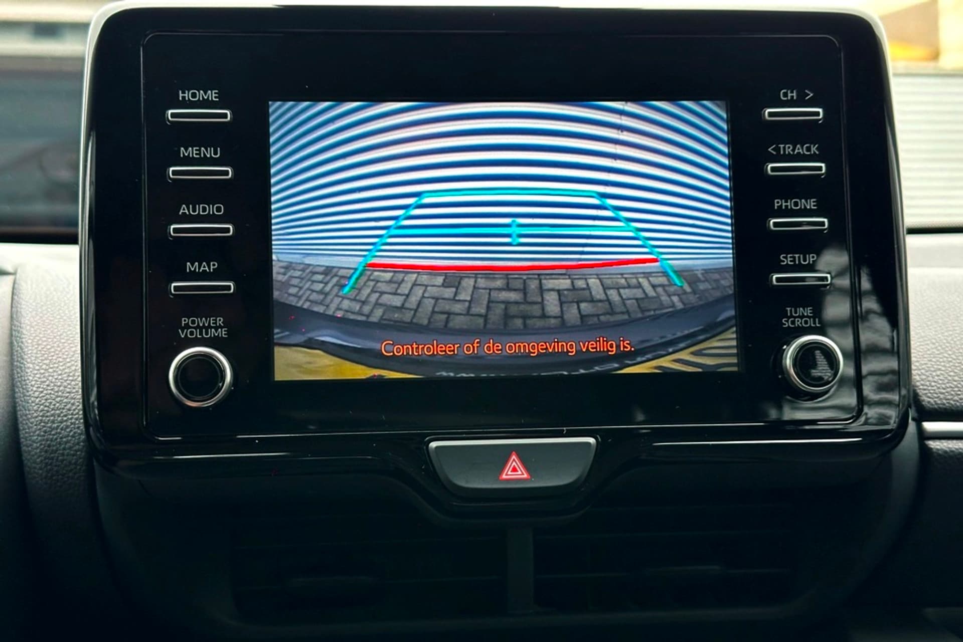 Toyota Yaris 1.5 Hybrid Dynamic Carplay / Camera / Stoel verw. thumbnail 19