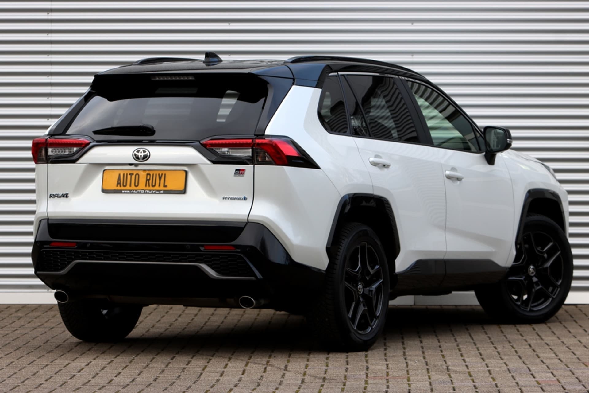 Toyota RAV4 2.5 Hybrid AWD GR SPORT thumbnail 2