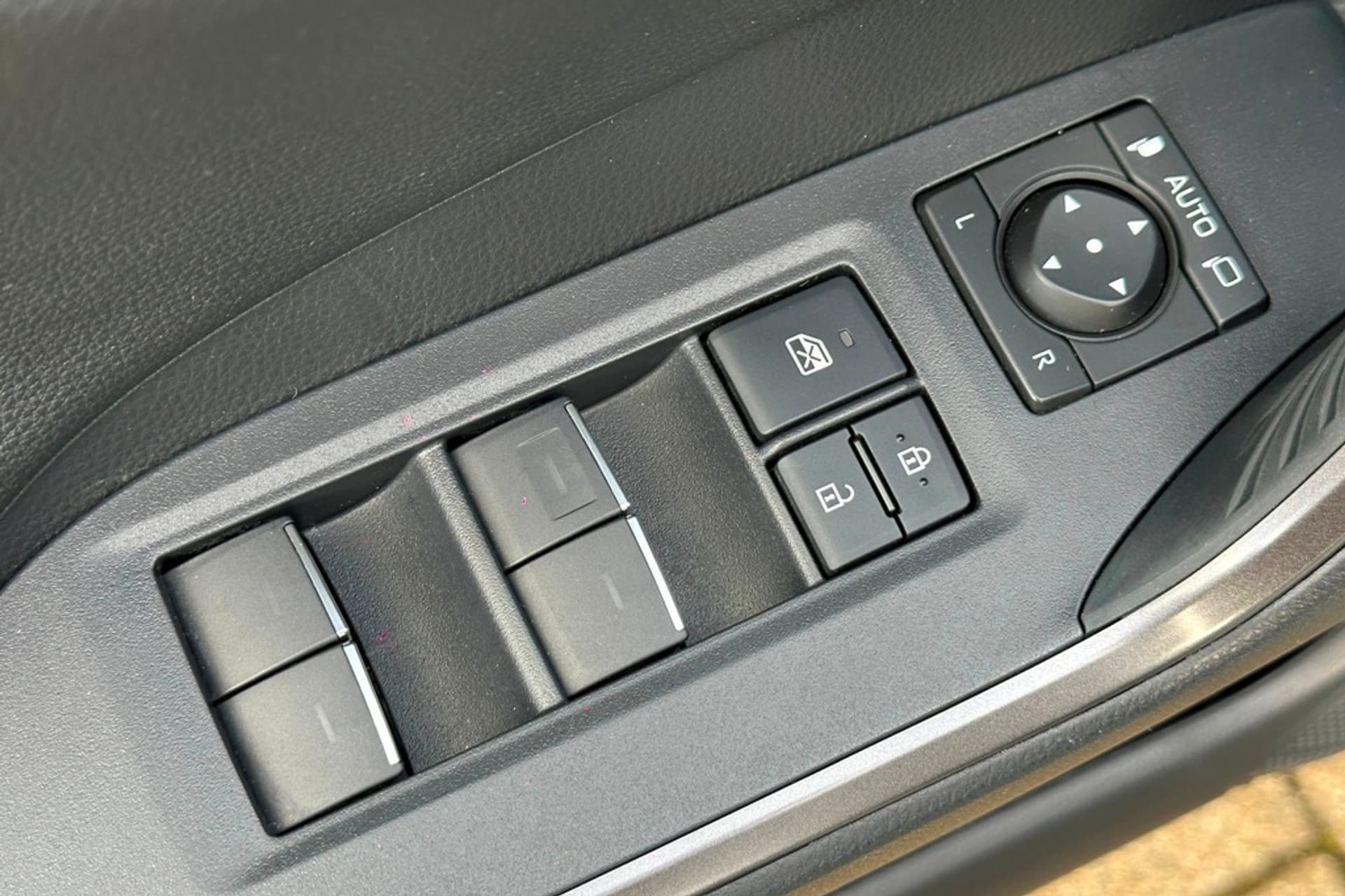 Toyota RAV4 2.5 Hybrid AWD GR SPORT thumbnail 21