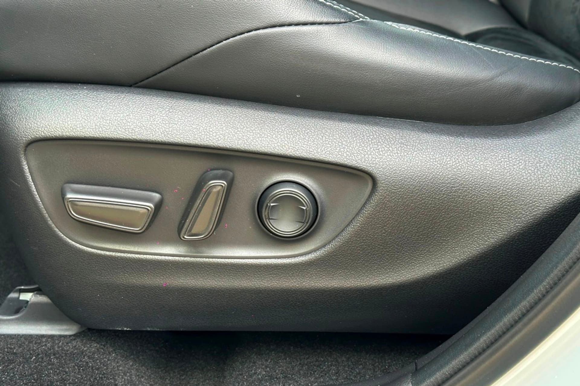 Toyota RAV4 2.5 Hybrid AWD GR SPORT thumbnail 22