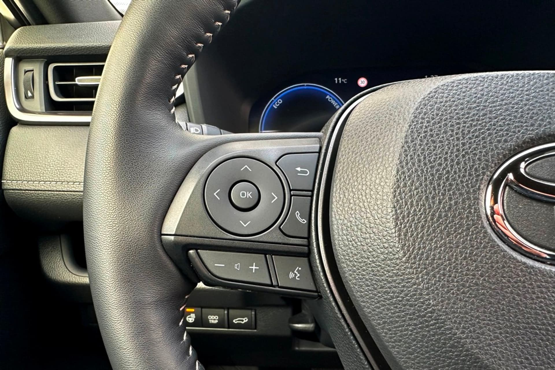 Toyota RAV4 2.5 Hybrid AWD GR SPORT thumbnail 25