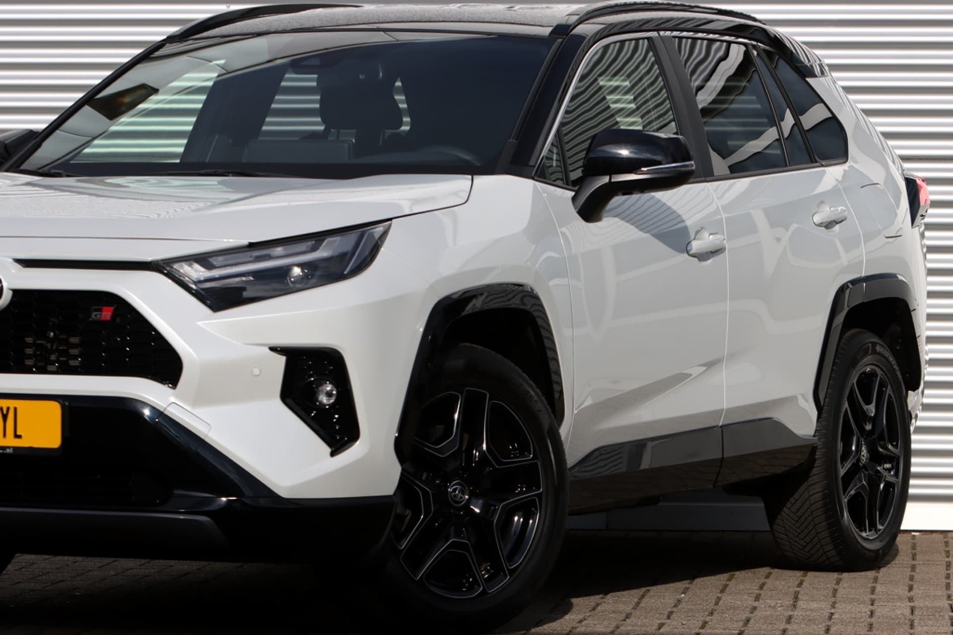 Toyota RAV4 2.5 Hybrid AWD GR SPORT thumbnail 6