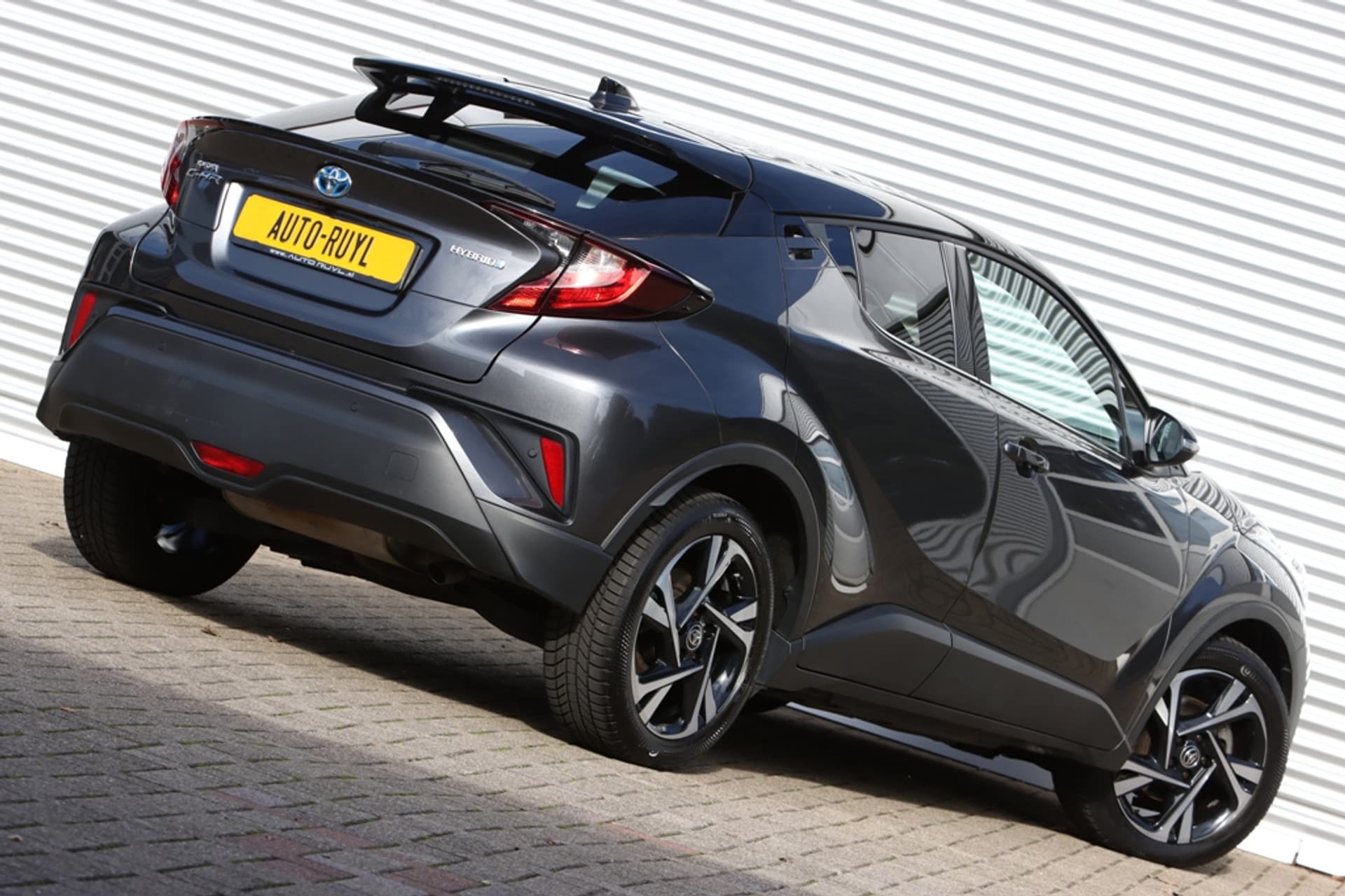 Toyota C-HR 1.8 Hybrid Bi-Tone Winter- +Safety-pakket thumbnail 12