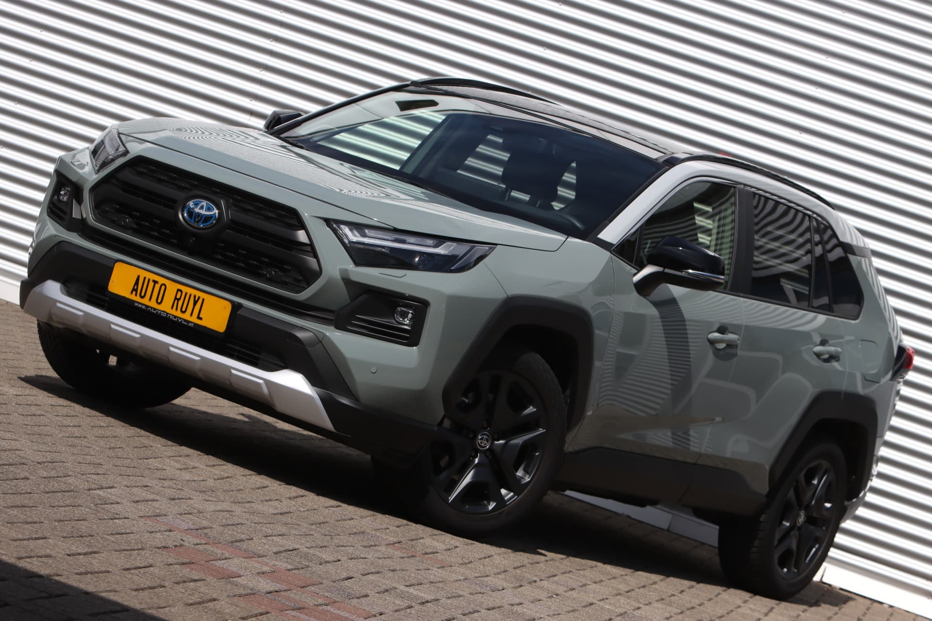 Toyota RAV4 2.5 Hybrid AWD Ulitmate Adventure Panoramad. thumbnail 11