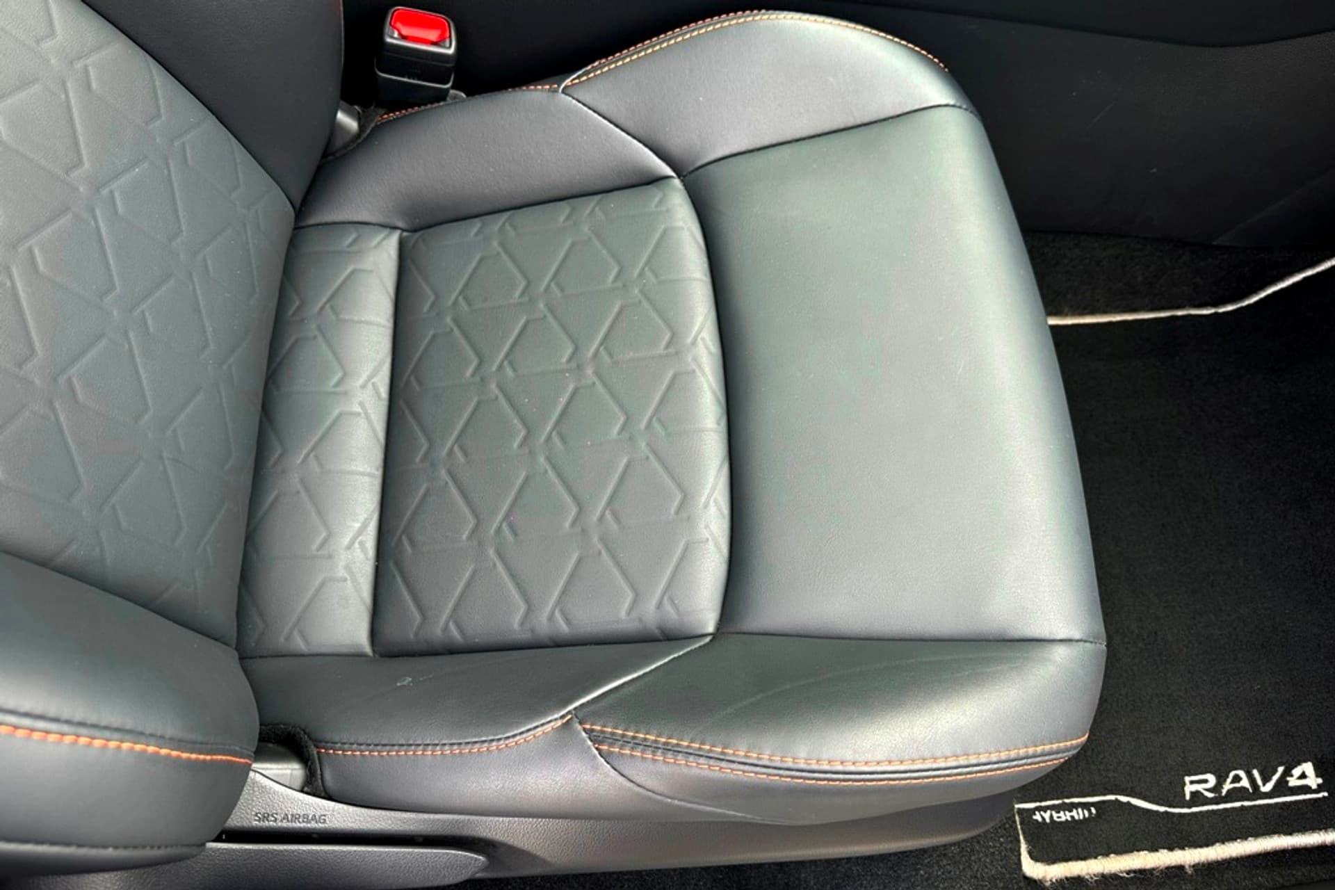 Toyota RAV4 2.5 Hybrid AWD Ulitmate Adventure Panoramad. thumbnail 15