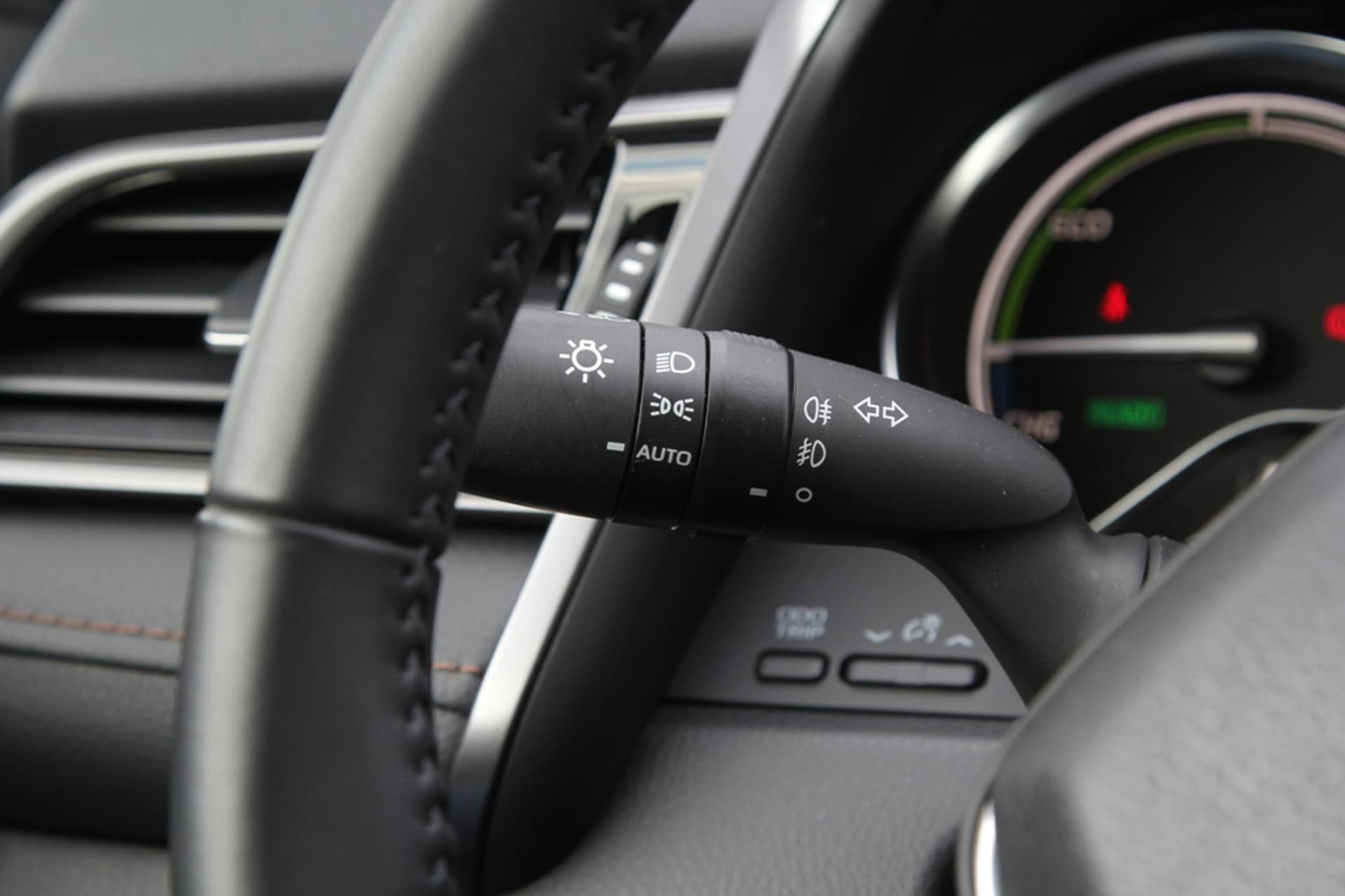 Toyota Camry 2.5 Hybrid Dynamic thumbnail 20