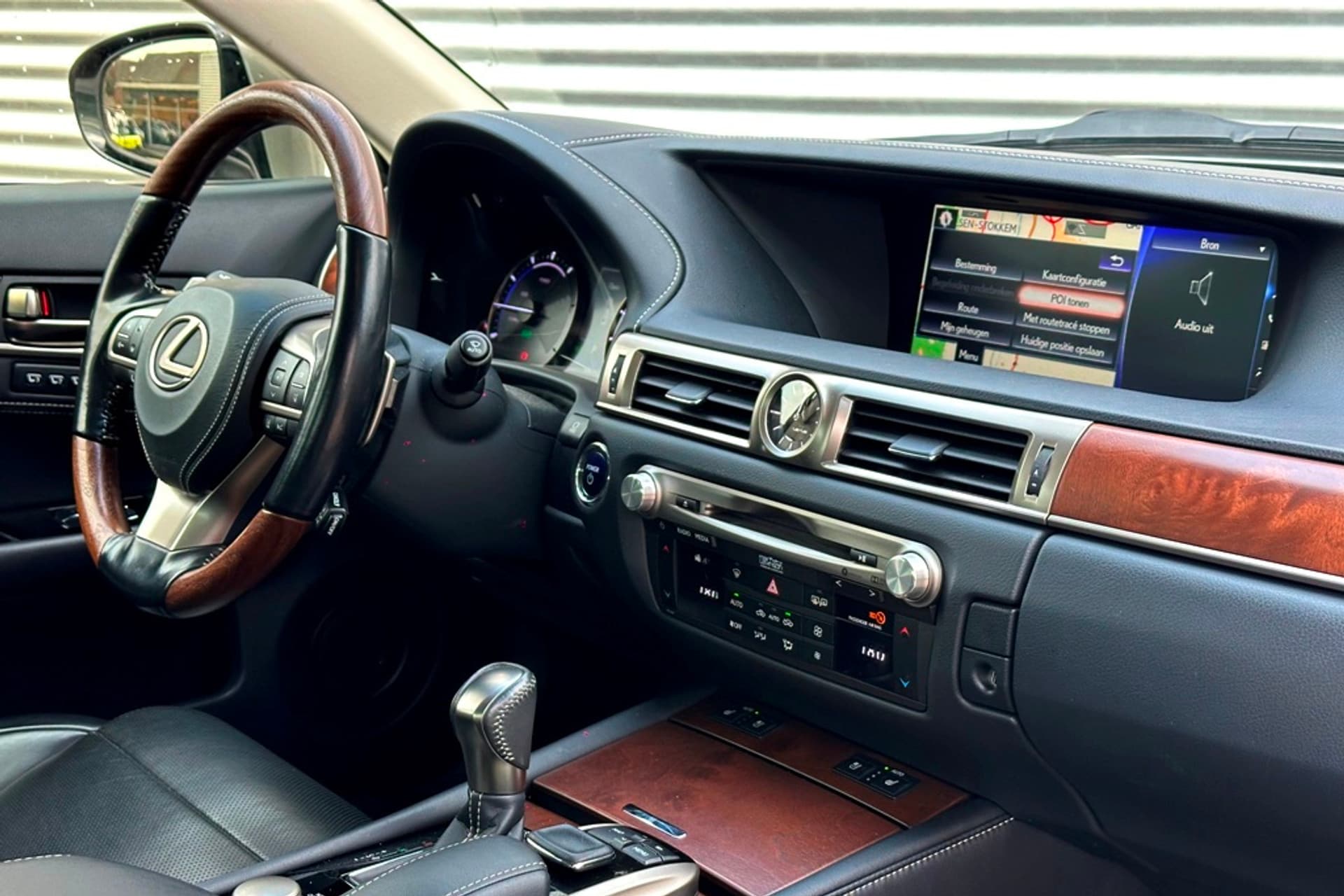 Lexus GS 450h President Line thumbnail 16