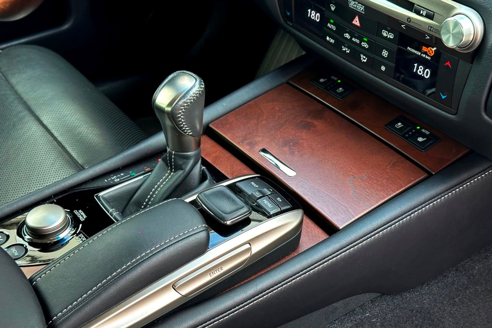 Lexus GS 450h President Line thumbnail 17