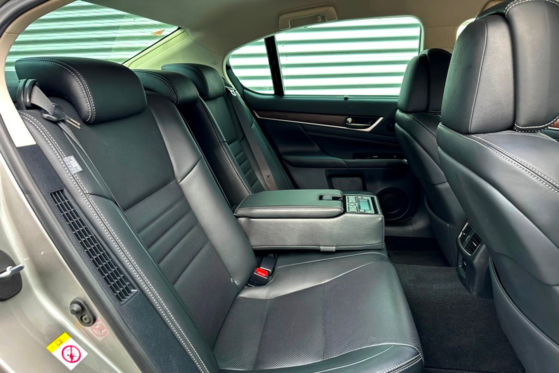 Lexus GS 450h President Line thumbnail 24