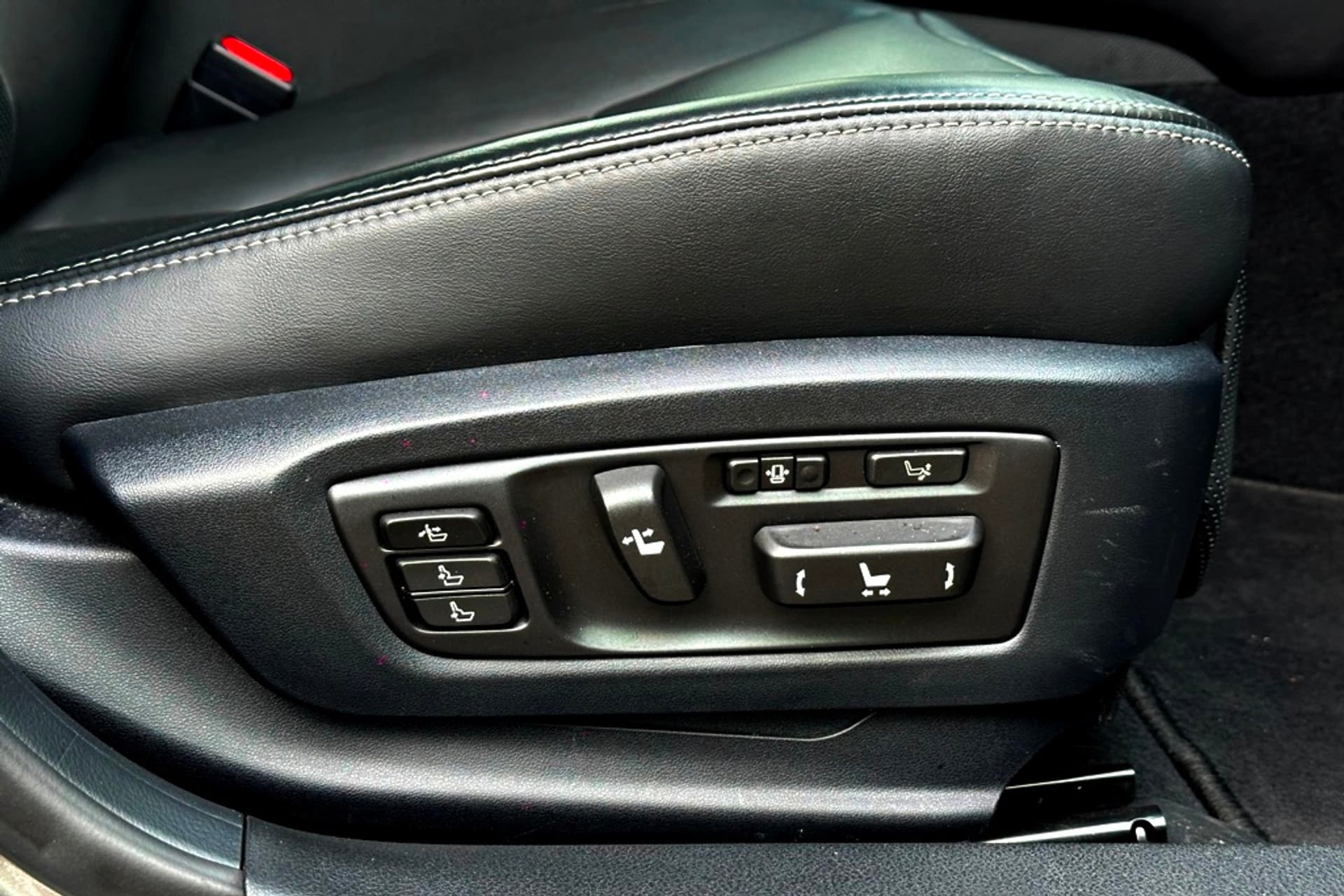 Lexus GS 450h President Line thumbnail 28