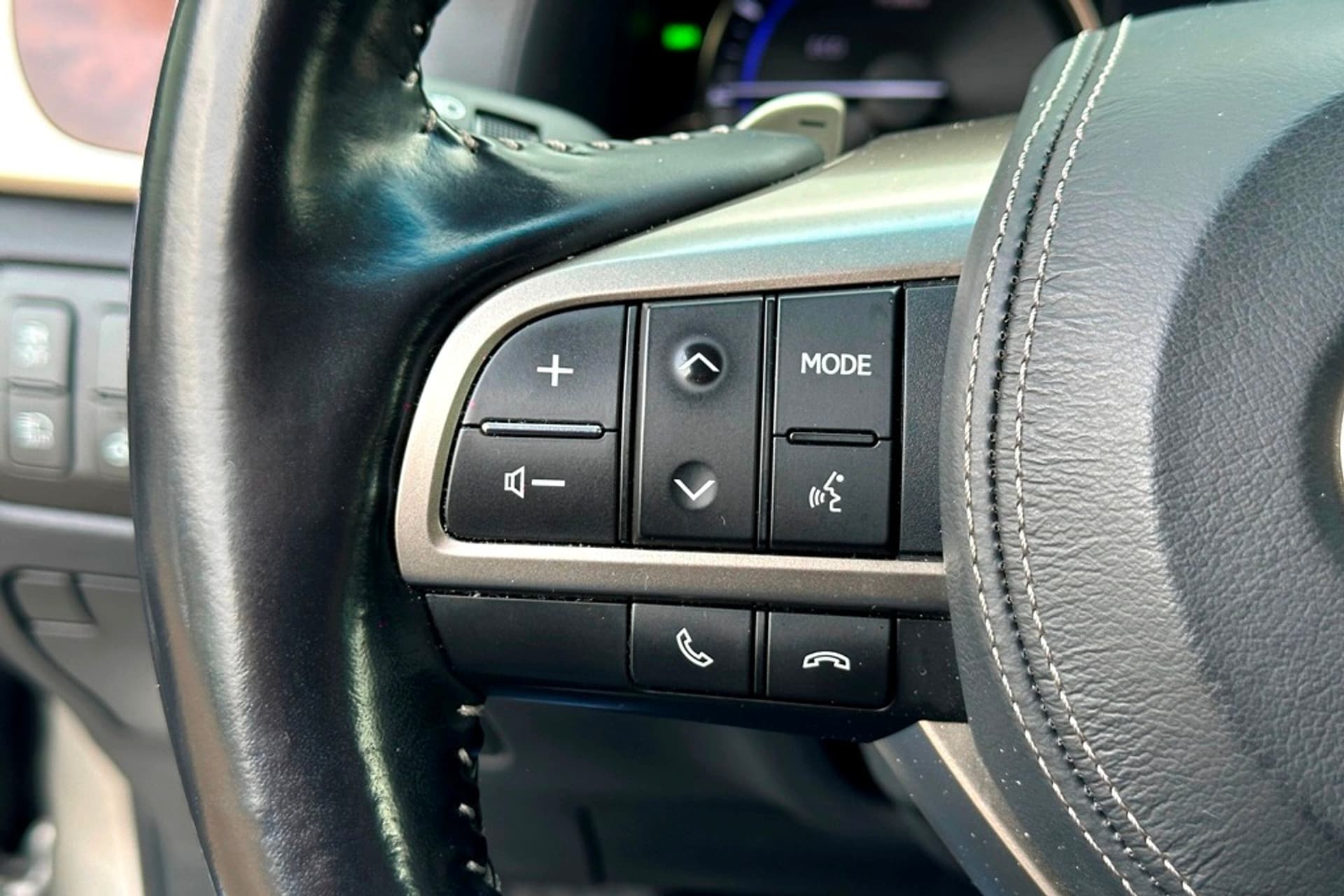 Lexus GS 450h President Line thumbnail 37