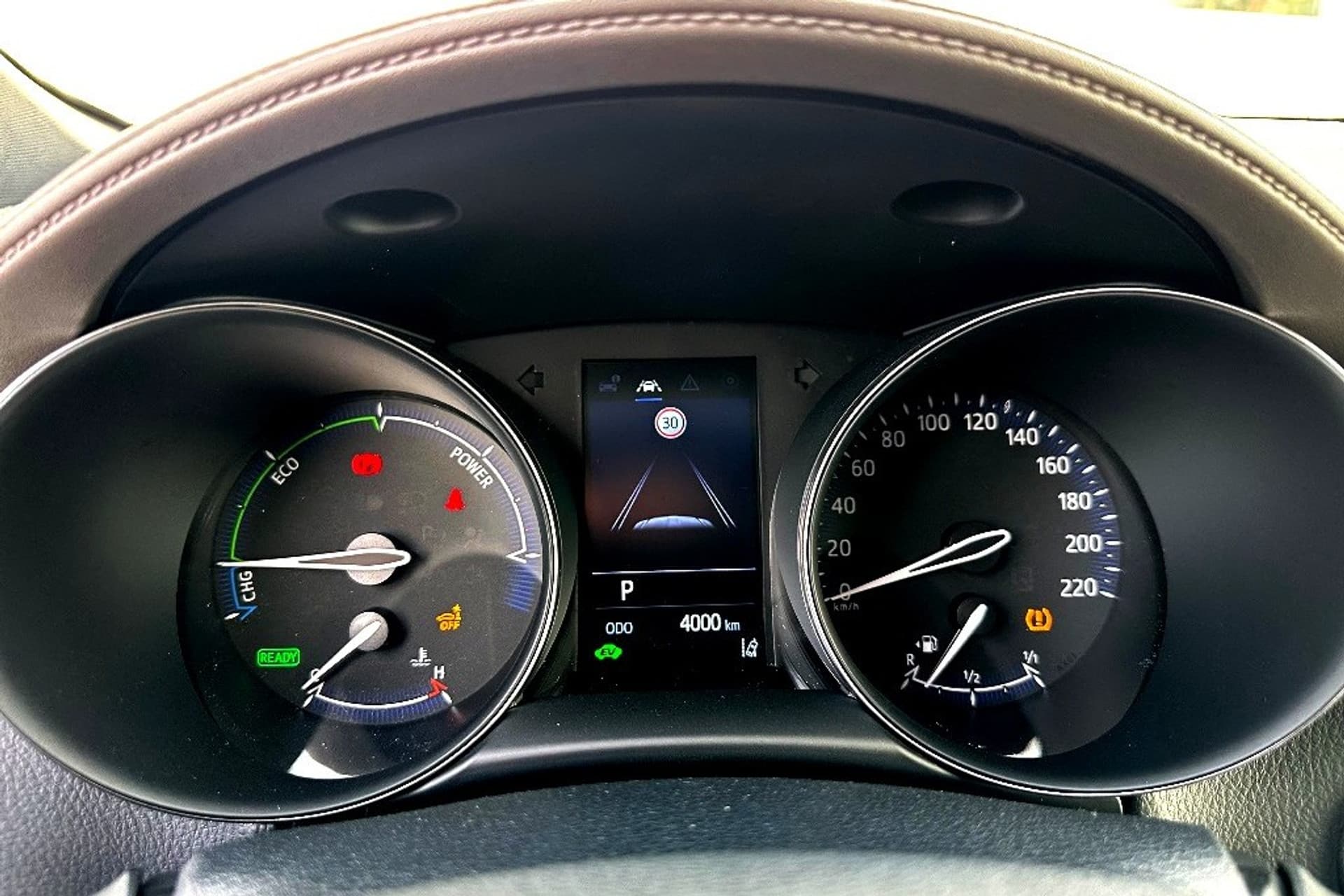 Toyota C-HR 1.8 Hybrid Style Bi-Tone Carplay / Safety Pakket / Navi thumbnail 10