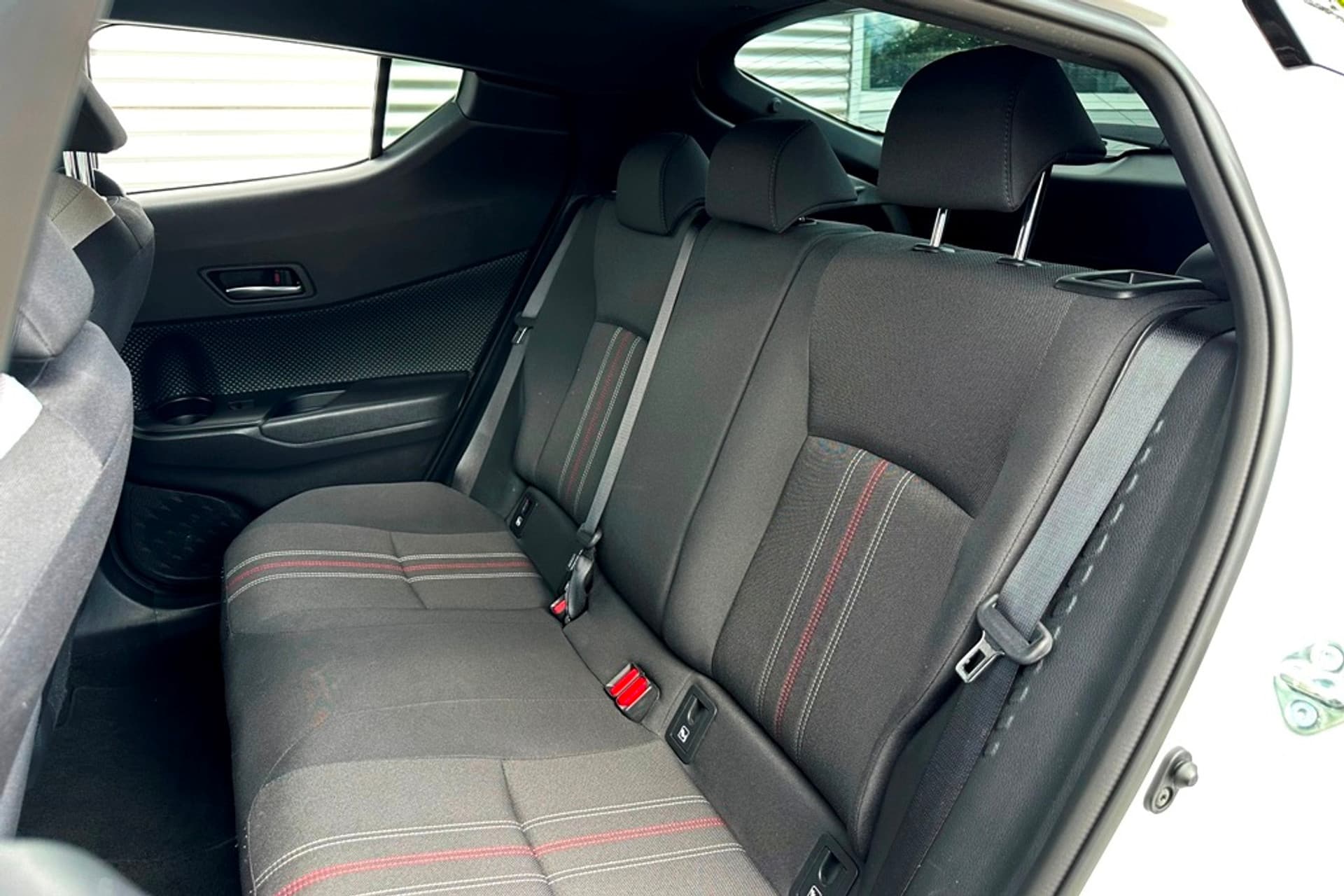 Toyota C-HR 1.8 Hybrid GR-Sport Bi-Tone 9.266 KM. thumbnail 18