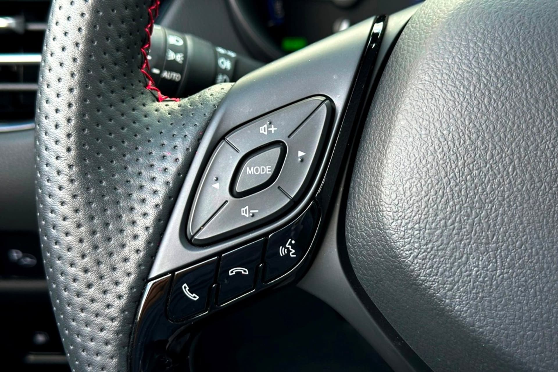 Toyota C-HR 1.8 Hybrid GR-Sport Bi-Tone 9.266 KM. thumbnail 20